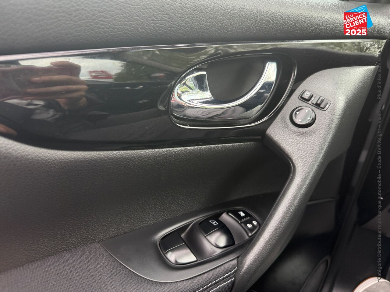 Véhicule d'occasion NISSAN QASHQAI 1.2 DIG-T 115CH N-CONNECTA TPANO GPS CAMERA chez Nissan Qashqai occasion