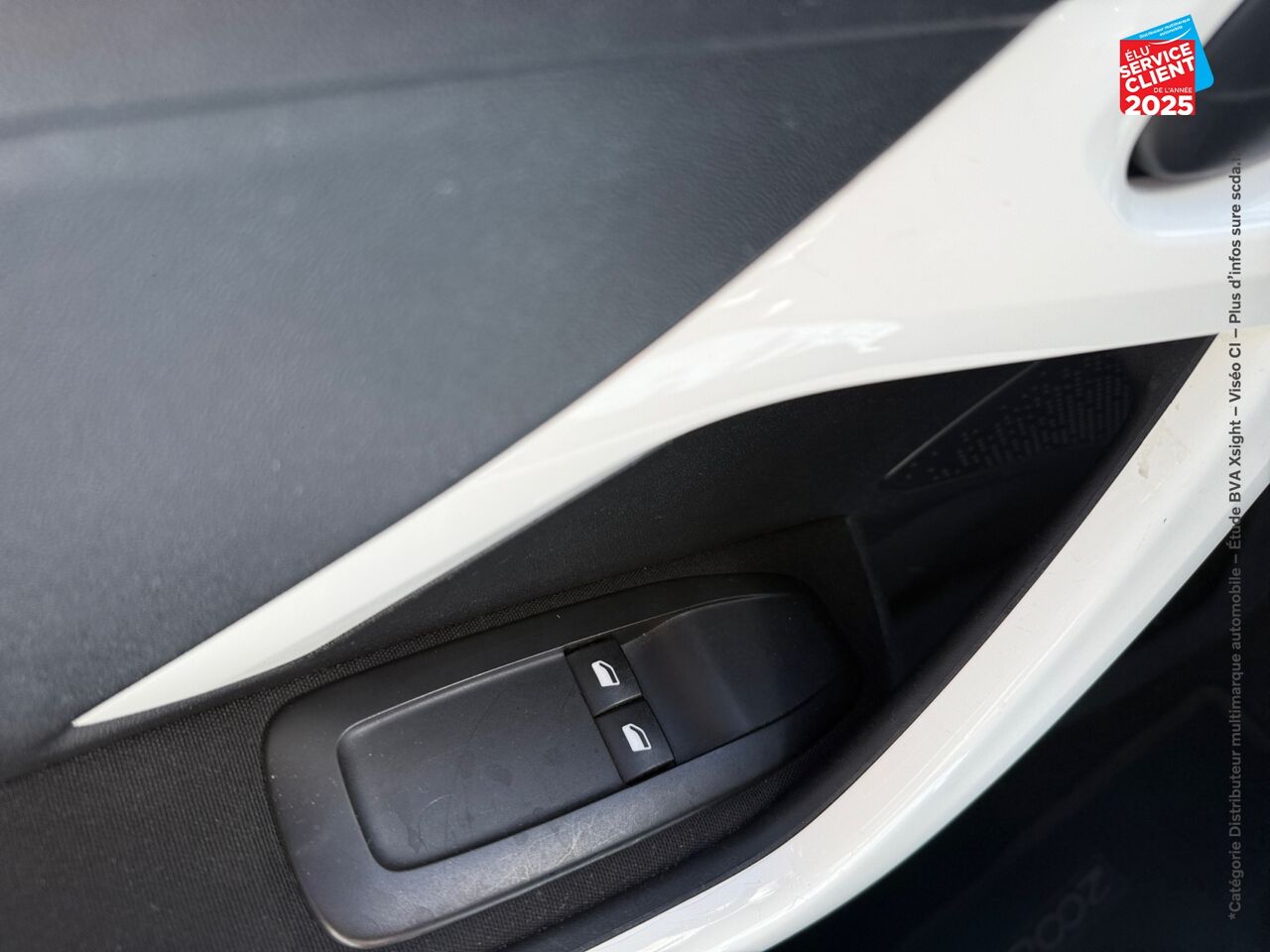 Véhicule d'occasion PEUGEOT 208 1.2 PURETECH 68CH LIKE 5P chez Toyota Sarreguemines