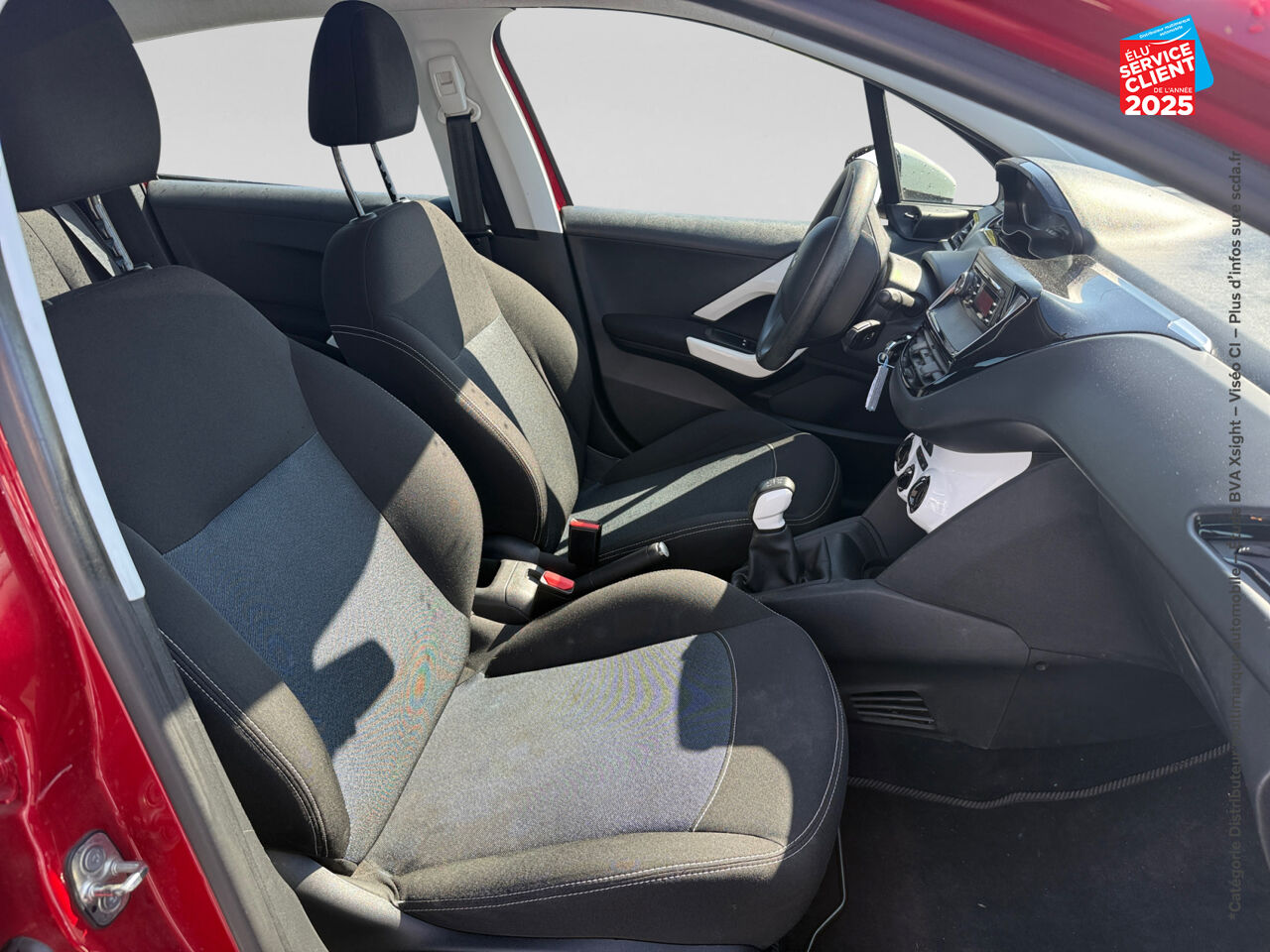 Véhicule d'occasion PEUGEOT 208 1.2 PURETECH 68CH LIKE 5P chez Toyota Sarreguemines