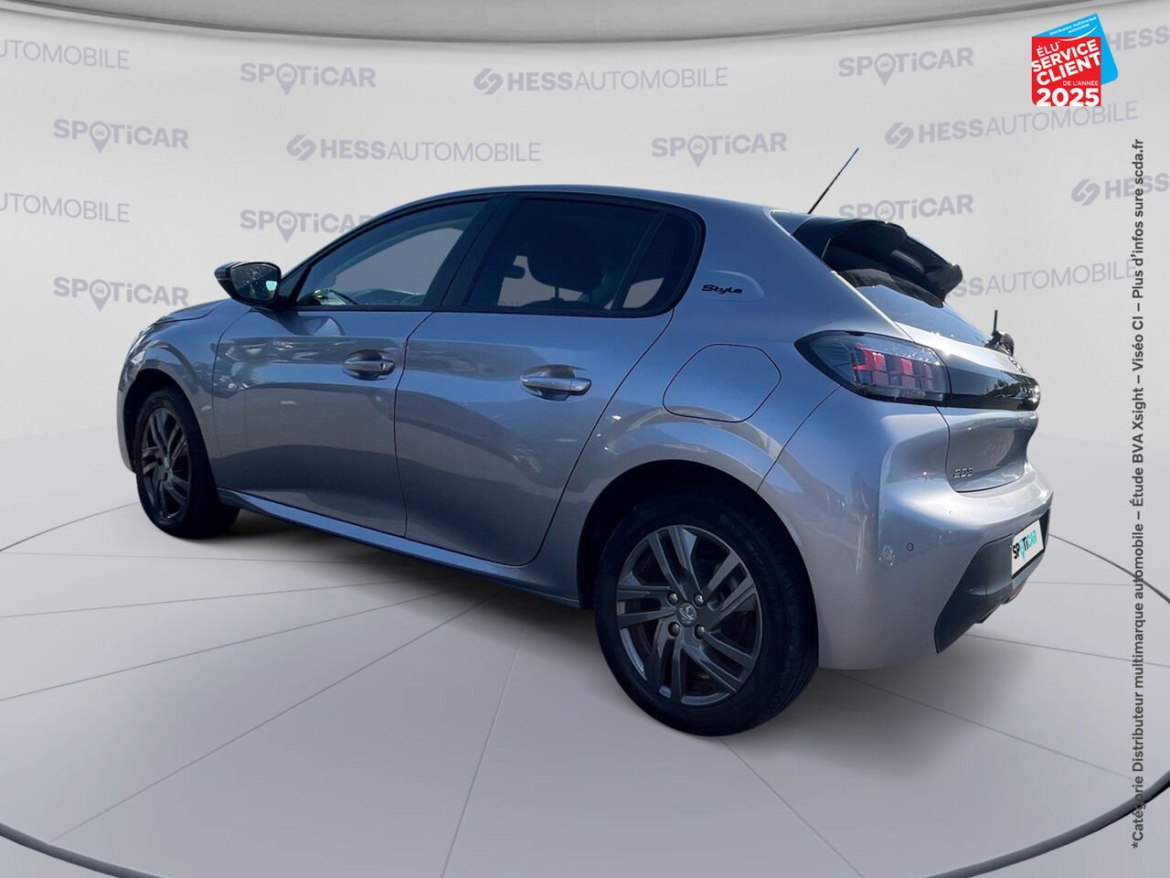 Véhicule d'occasion PEUGEOT 208 1.2 PURETECH 100CH SS STYLE EAT8 chez Toyota Bar le Duc