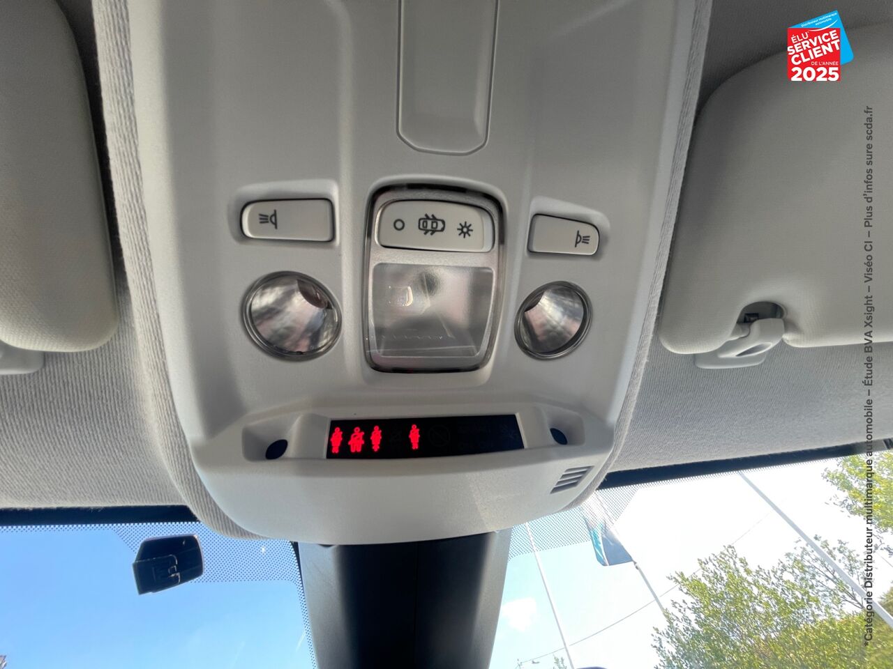 Véhicule d'occasion PEUGEOT 208 1.2 PURETECH 100CH SS STYLE EAT8 chez Toyota Bar le Duc
