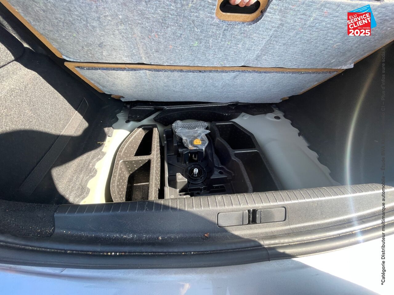 Véhicule d'occasion PEUGEOT 208 1.2 PURETECH 100CH SS STYLE EAT8 chez Toyota Bar le Duc