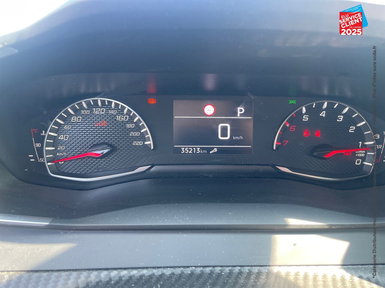 Véhicule d'occasion PEUGEOT 208 1.2 PURETECH 100CH SS STYLE EAT8 chez Toyota Bar le Duc