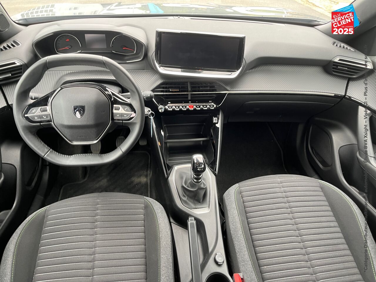 Véhicule d'occasion PEUGEOT 2008 1.2 PURETECH 100CH SS ACTIVE chez Nissan Besançon