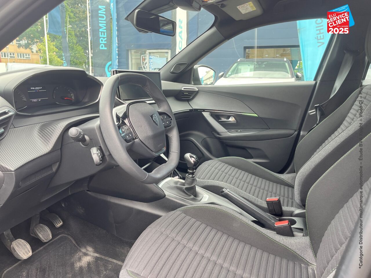 Véhicule d'occasion PEUGEOT 2008 1.2 PURETECH 100CH SS ACTIVE chez Nissan Besançon