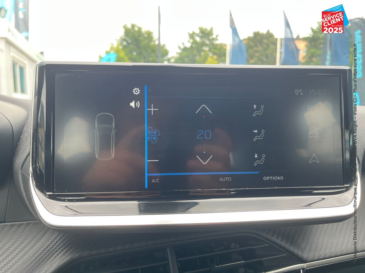 Véhicule d'occasion PEUGEOT 2008 1.2 PURETECH 100CH SS ACTIVE chez Nissan Besançon