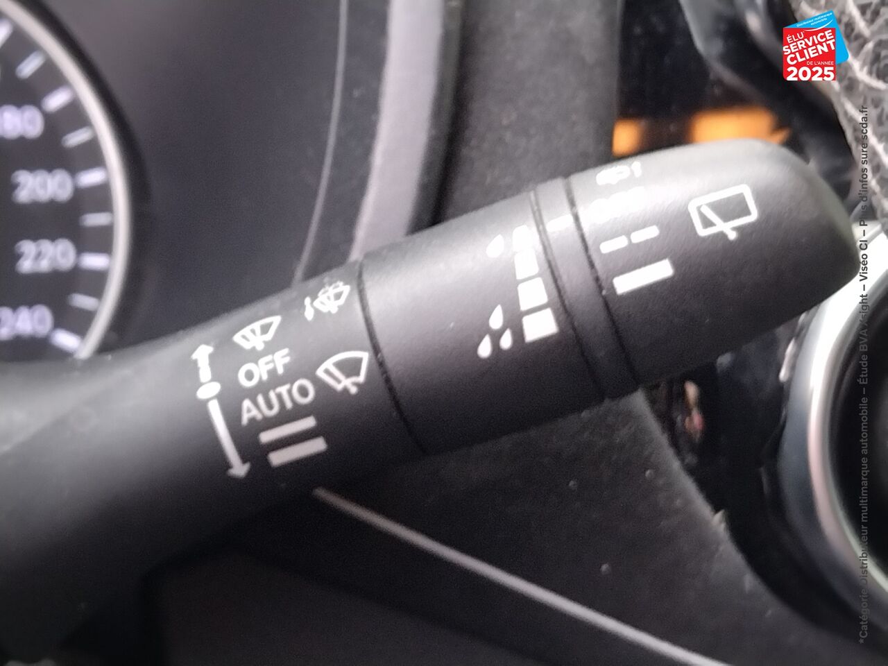 Véhicule d'occasion NISSAN JUKE 1.0 DIG-T 114CH N-CONNECTA 2021.5 chez Nissan Qashqai occasion