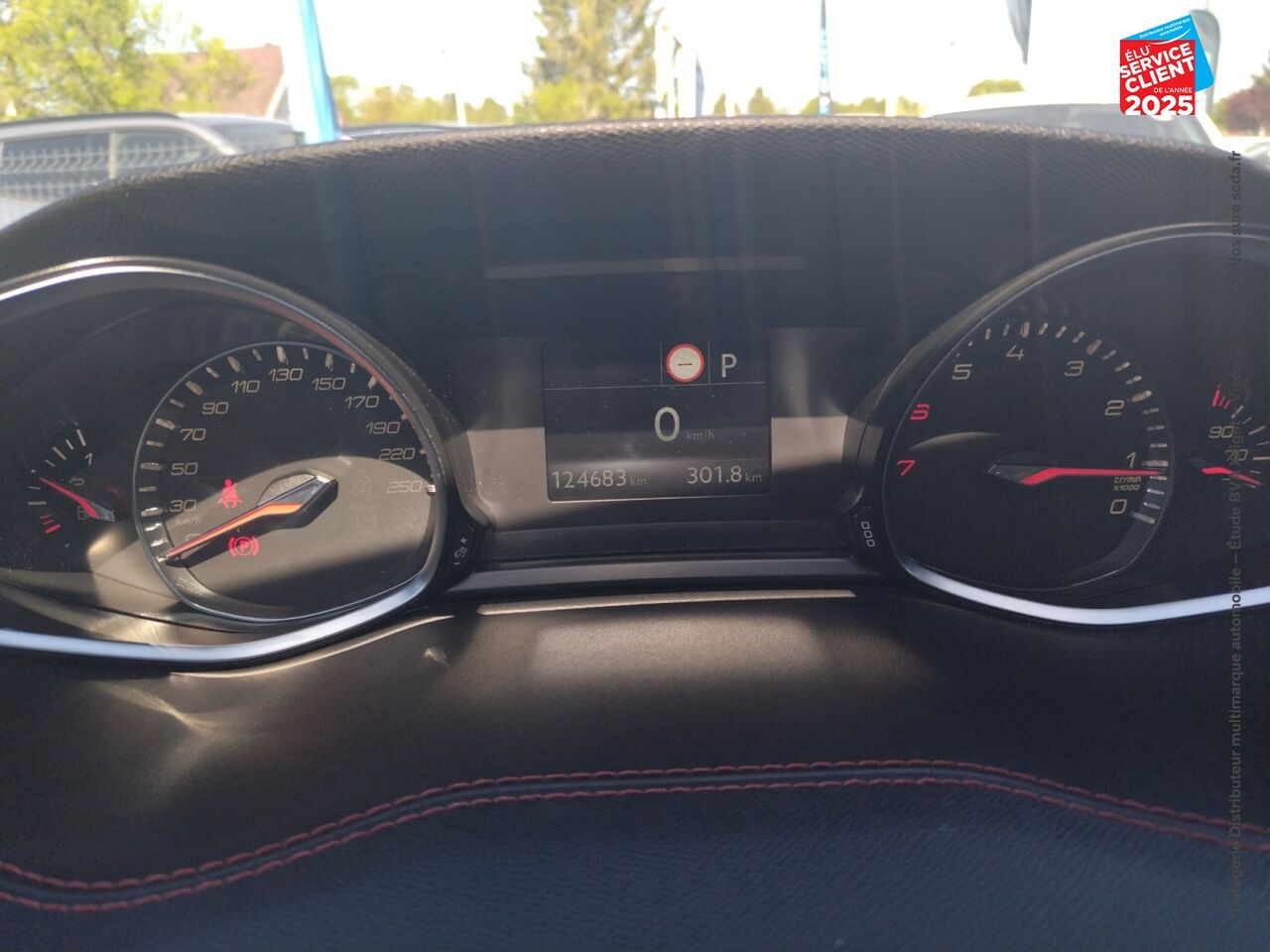 Véhicule d'occasion PEUGEOT 308 SW 1.2 PURETECH 130CH S/S GT LINE EAT6 TPANO chez Renault Saint-Louis