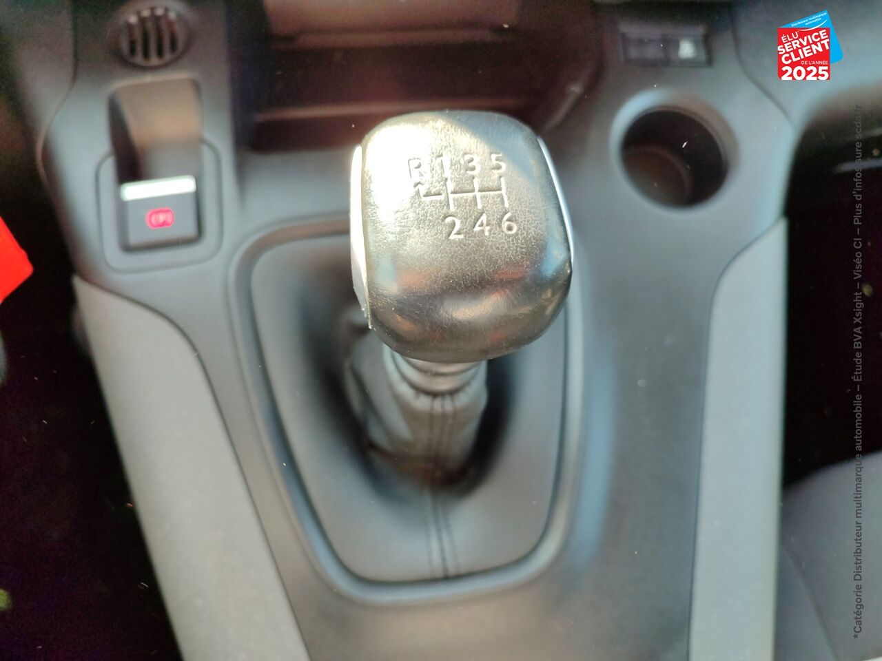 Véhicule d'occasion CITROEN BERLINGO M PURETECH 110CH SS FEEL chez Toyota Saint Dizier