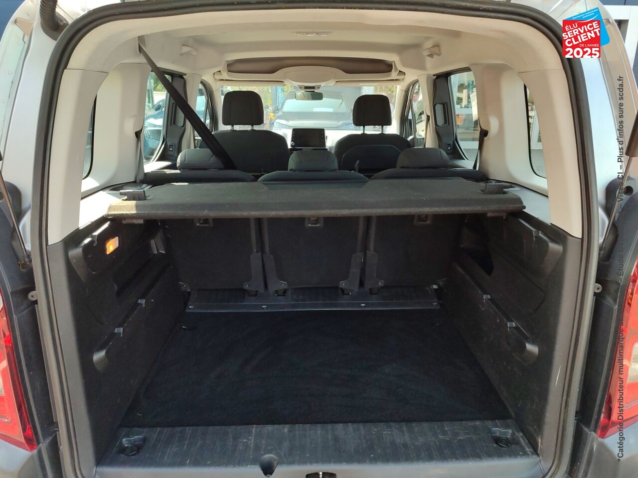 Véhicule d'occasion CITROEN BERLINGO M PURETECH 110CH SS FEEL chez Toyota Saint Dizier