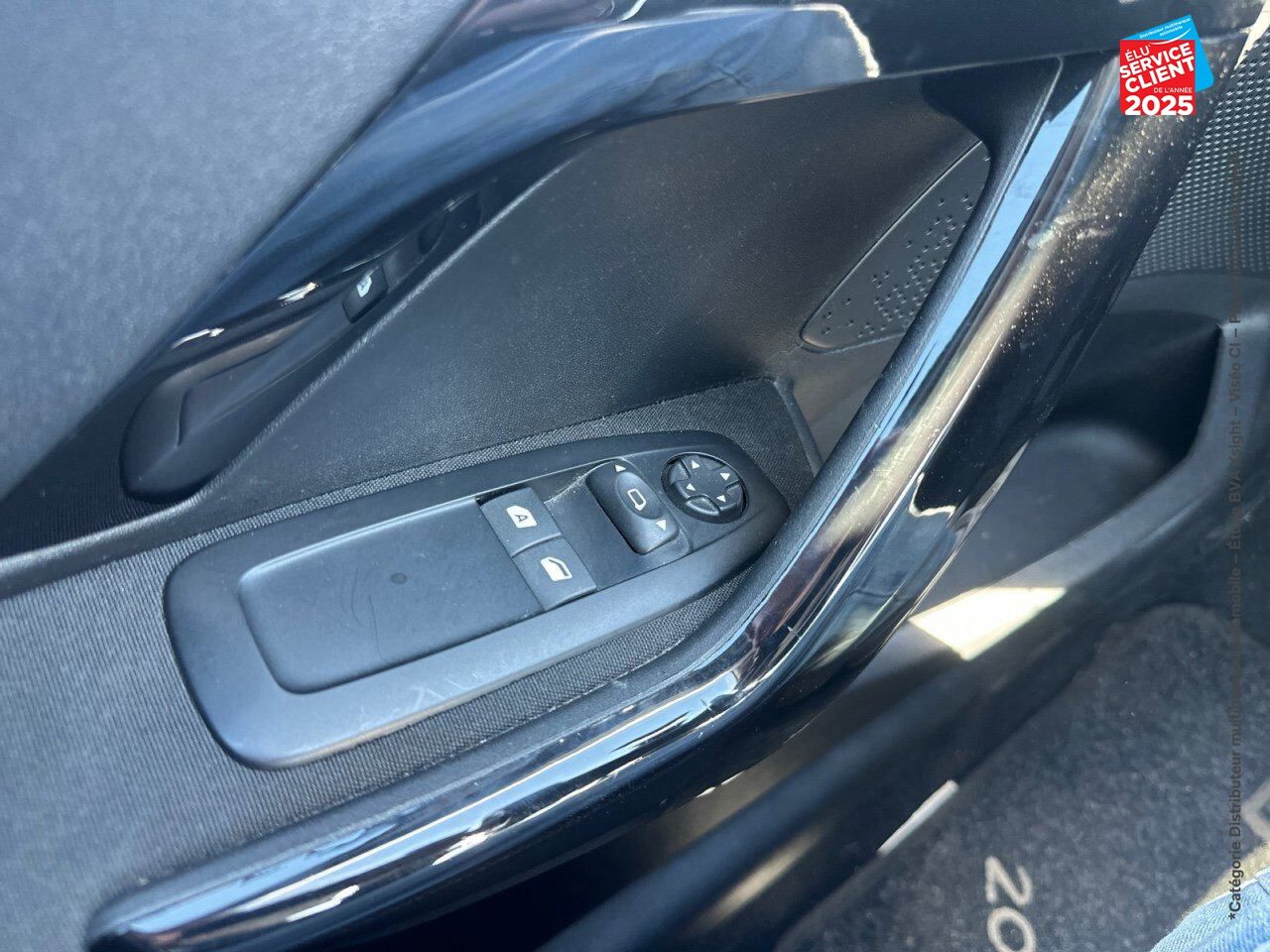 Véhicule d'occasion PEUGEOT 208 1.2 PURETECH 68CH E6.C ACTIVE 5P chez Opel Bar le Duc