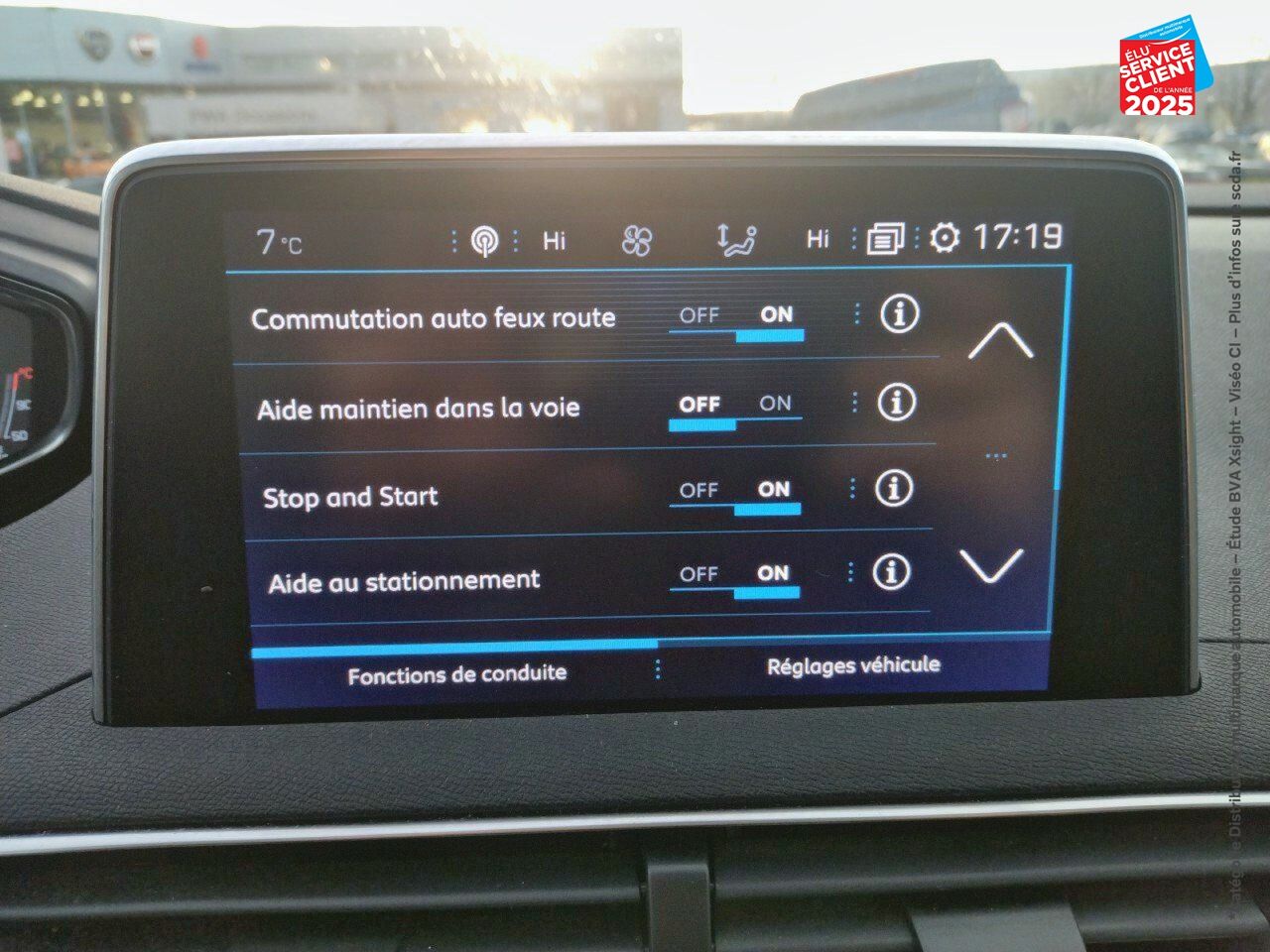 Véhicule d'occasion PEUGEOT 3008 1.2 PURETECH 130CH E6.C ALLURE BUSINESS SS chez Renault Saint-Louis