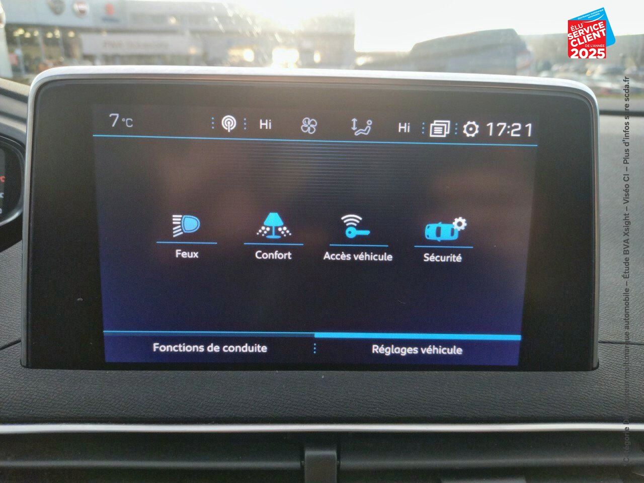 Véhicule d'occasion PEUGEOT 3008 1.2 PURETECH 130CH E6.C ALLURE BUSINESS SS chez Renault Saint-Louis