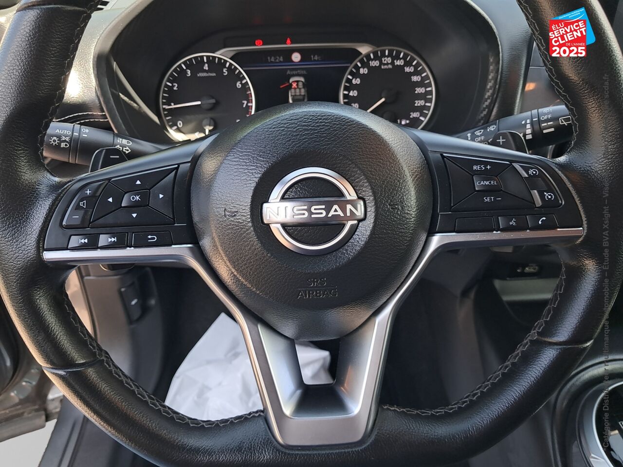 Véhicule d'occasion NISSAN JUKE 1.0 DIG-T 114CH N-CONNECTA DCT 2023 GPS CAMERA chez Nissan Qashqai occasion