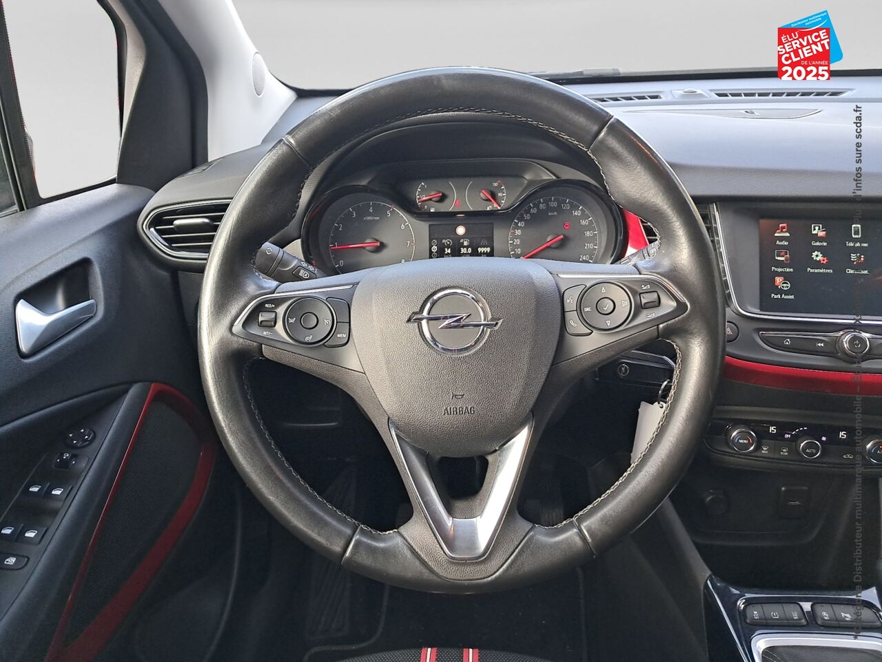 Véhicule d'occasion OPEL CROSSLAND 1.2 TURBO 110CH GS LINE chez Toyota Belfort