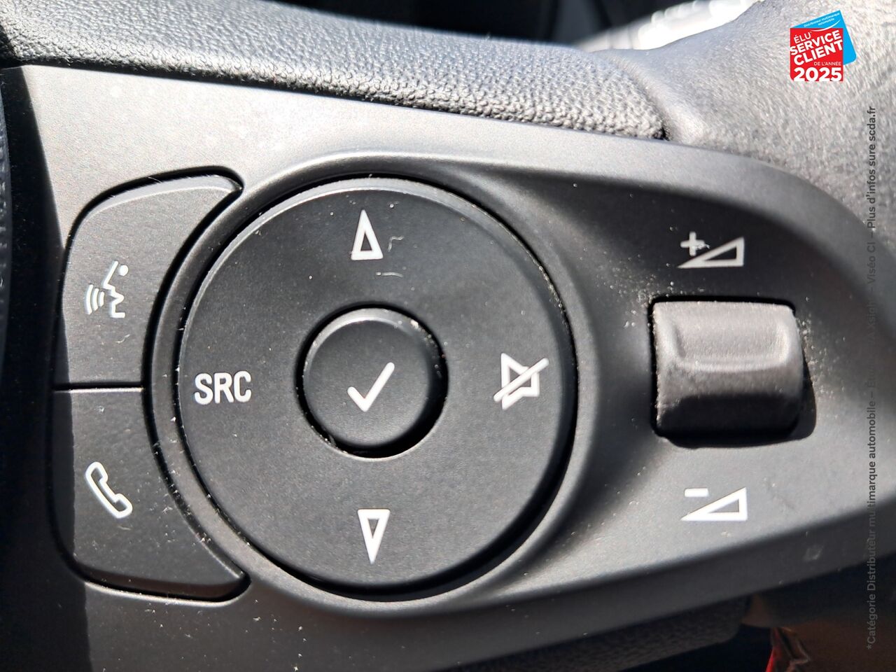 Véhicule d'occasion OPEL CORSA 1.2 TURBO 100CH ELEGANCE CAMERA CARPLAY chez Opel Bar le Duc