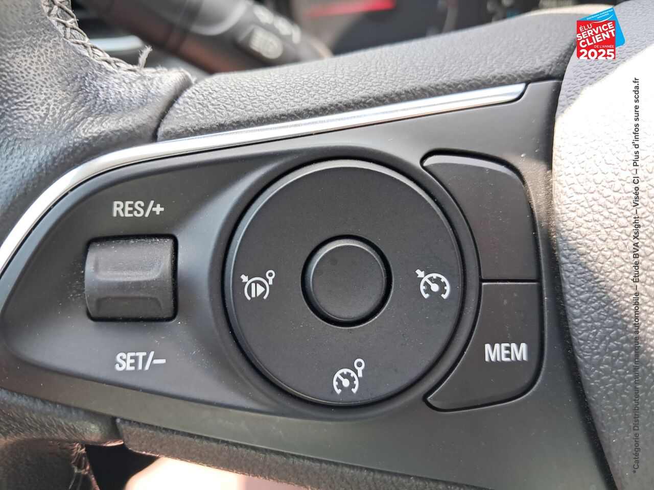 Véhicule d'occasion OPEL GRANDLAND X 1.2 TURBO 130CH EDITION GPS CAMERA CARPLAY chez Opel Dijon