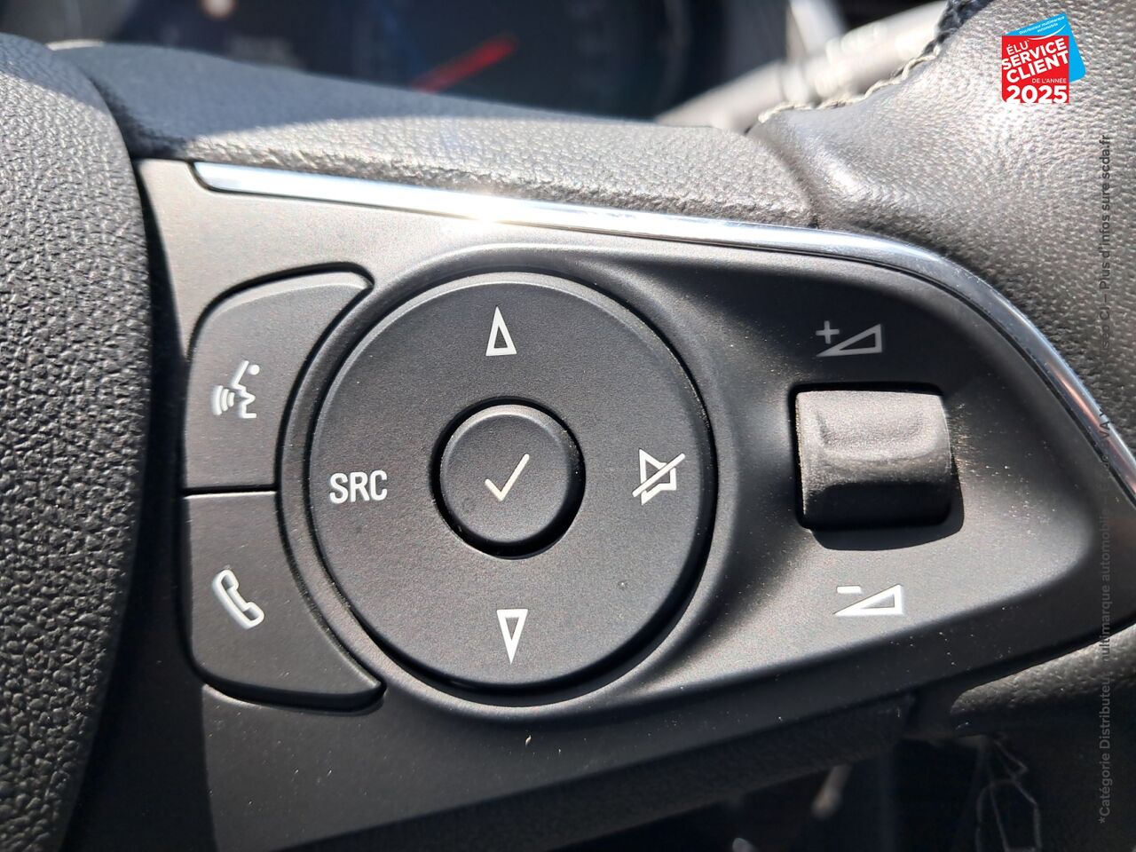 Véhicule d'occasion OPEL GRANDLAND X 1.2 TURBO 130CH EDITION GPS CAMERA CARPLAY chez Opel Dijon