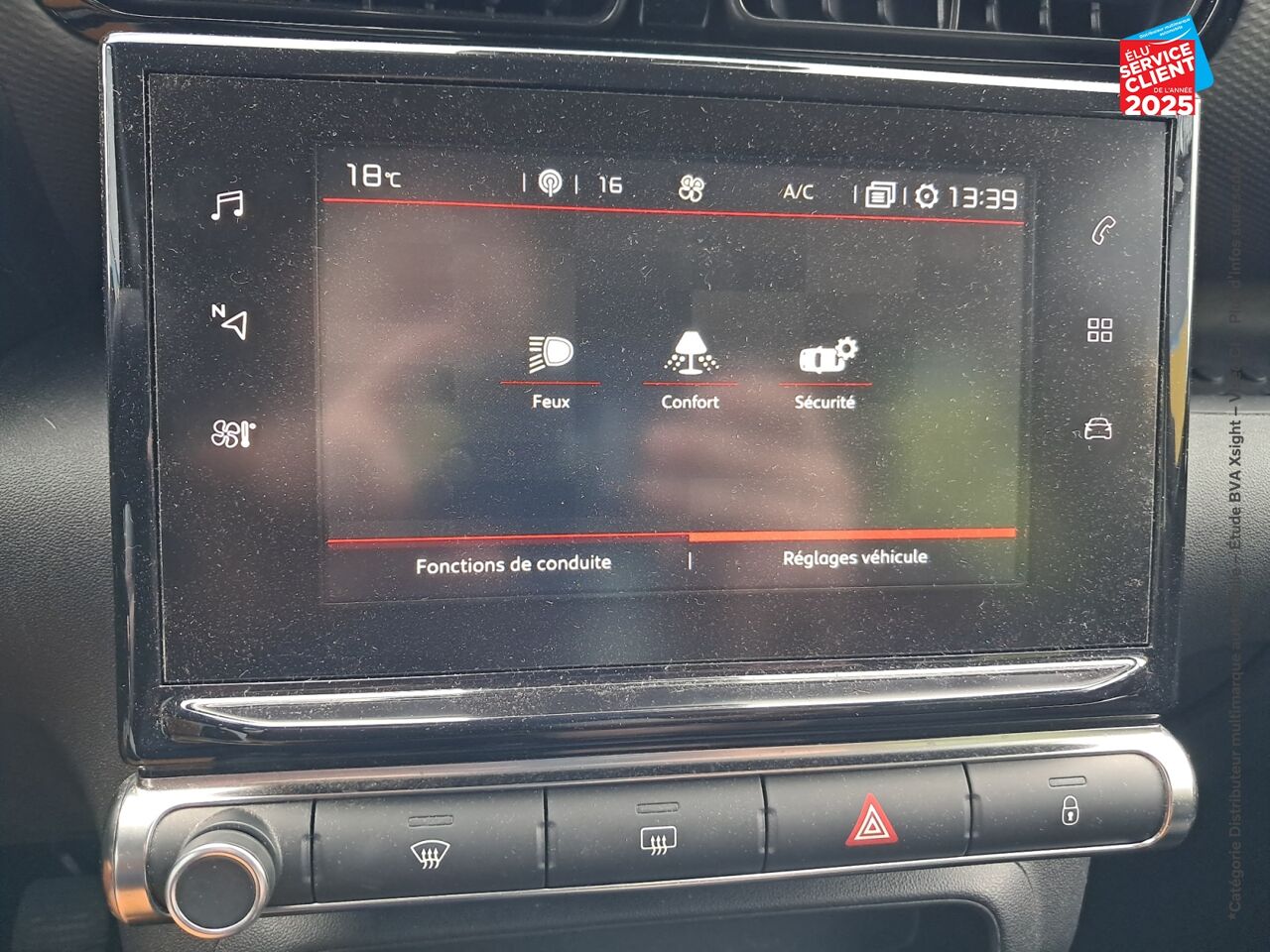 Véhicule d'occasion CITROEN C3 AIRCROSS PURETECH 110CH S/S SHINE E6.D GPS chez Renault Saint-Louis