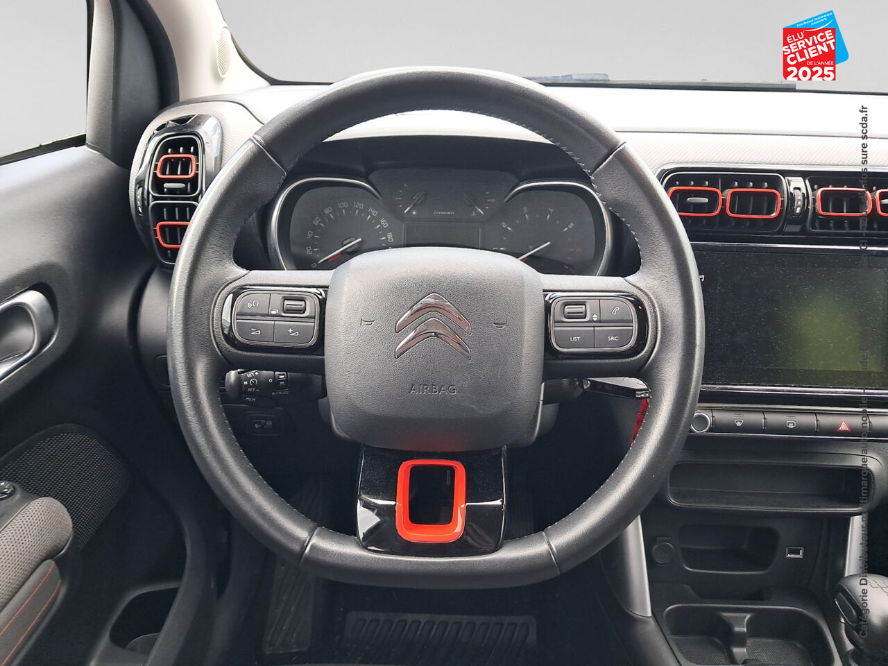 Véhicule d'occasion CITROEN C3 AIRCROSS PURETECH 110CH S/S SHINE E6.D GPS chez Renault Saint-Louis