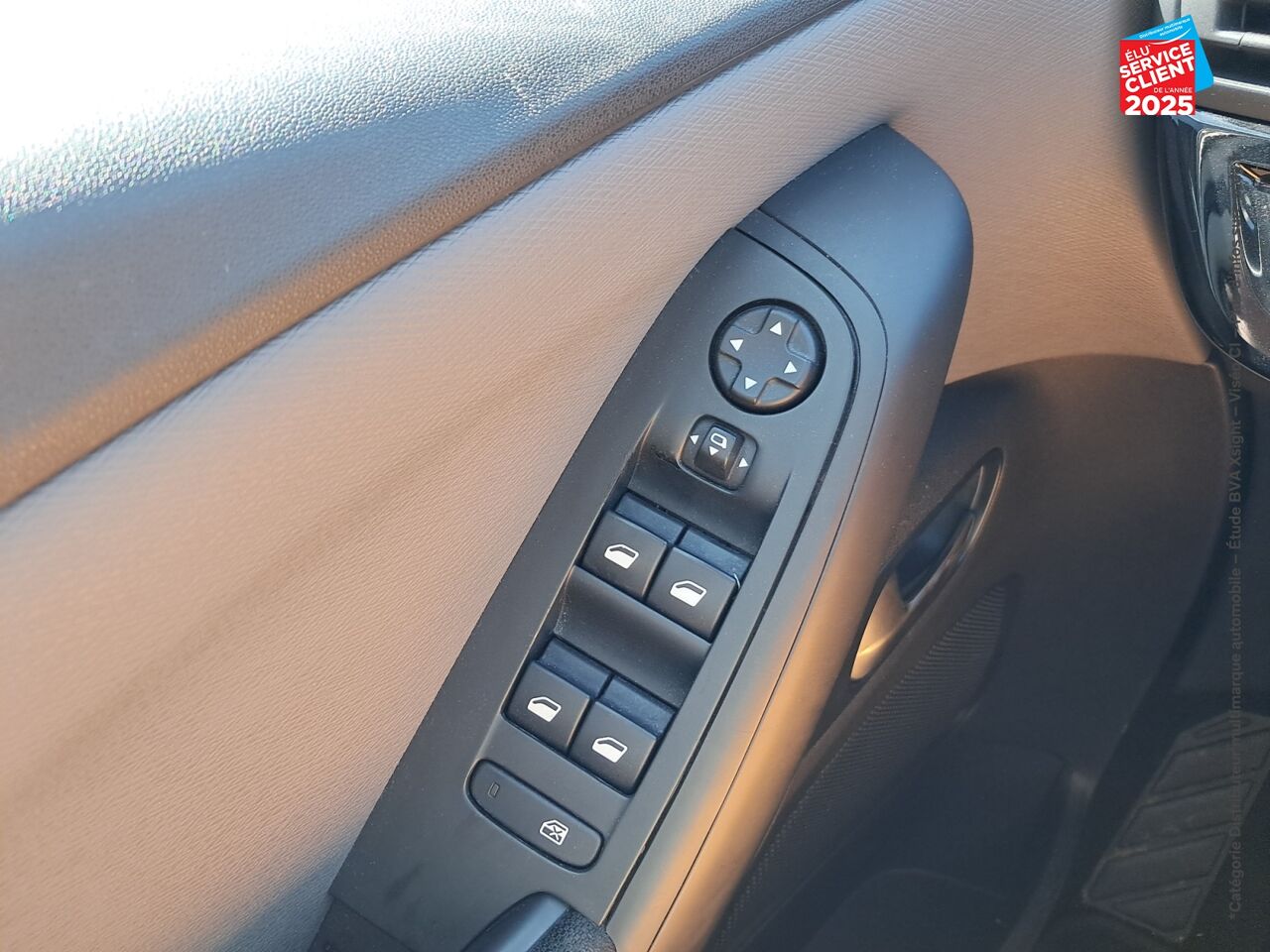Véhicule d'occasion CITROEN C4 PICASSO PURETECH 130CH FEEL S/S GPS chez Toyota Thionville