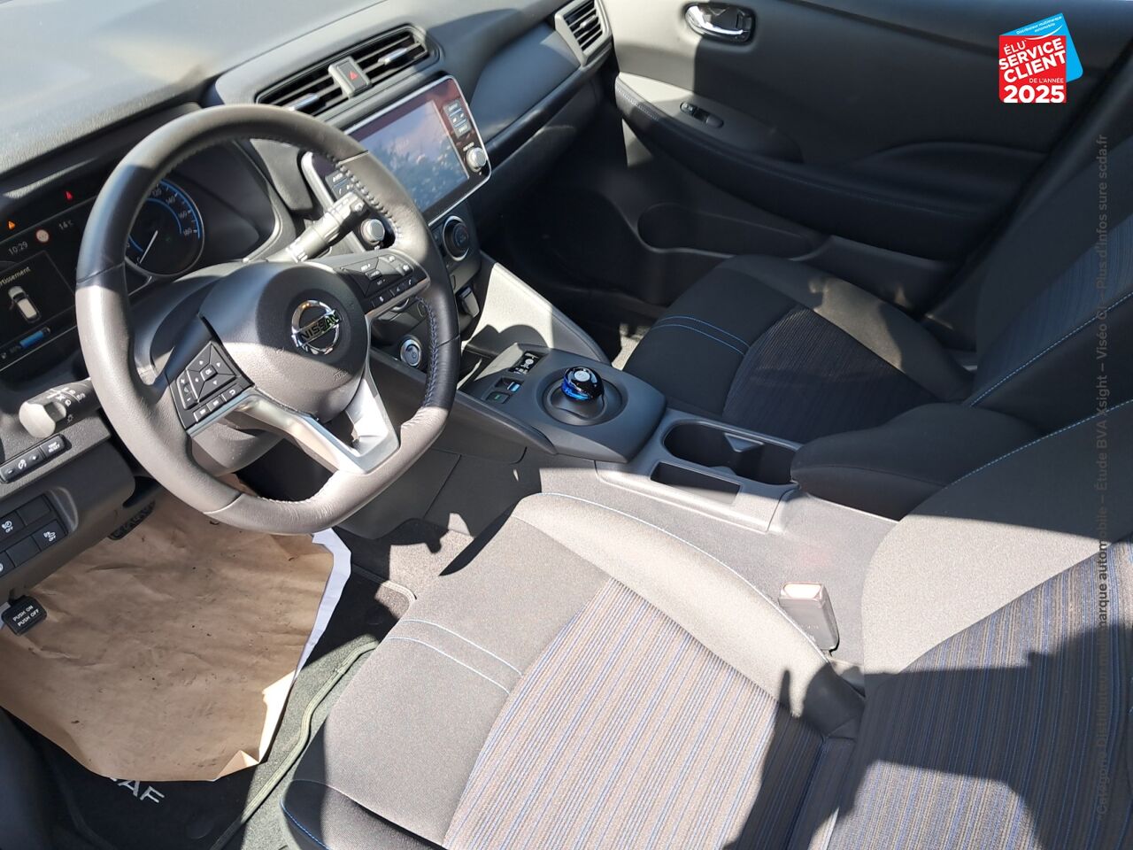 Véhicule d'occasion NISSAN LEAF 150CH 40KWH ACENTA 21.5 chez Hyundai Epernay