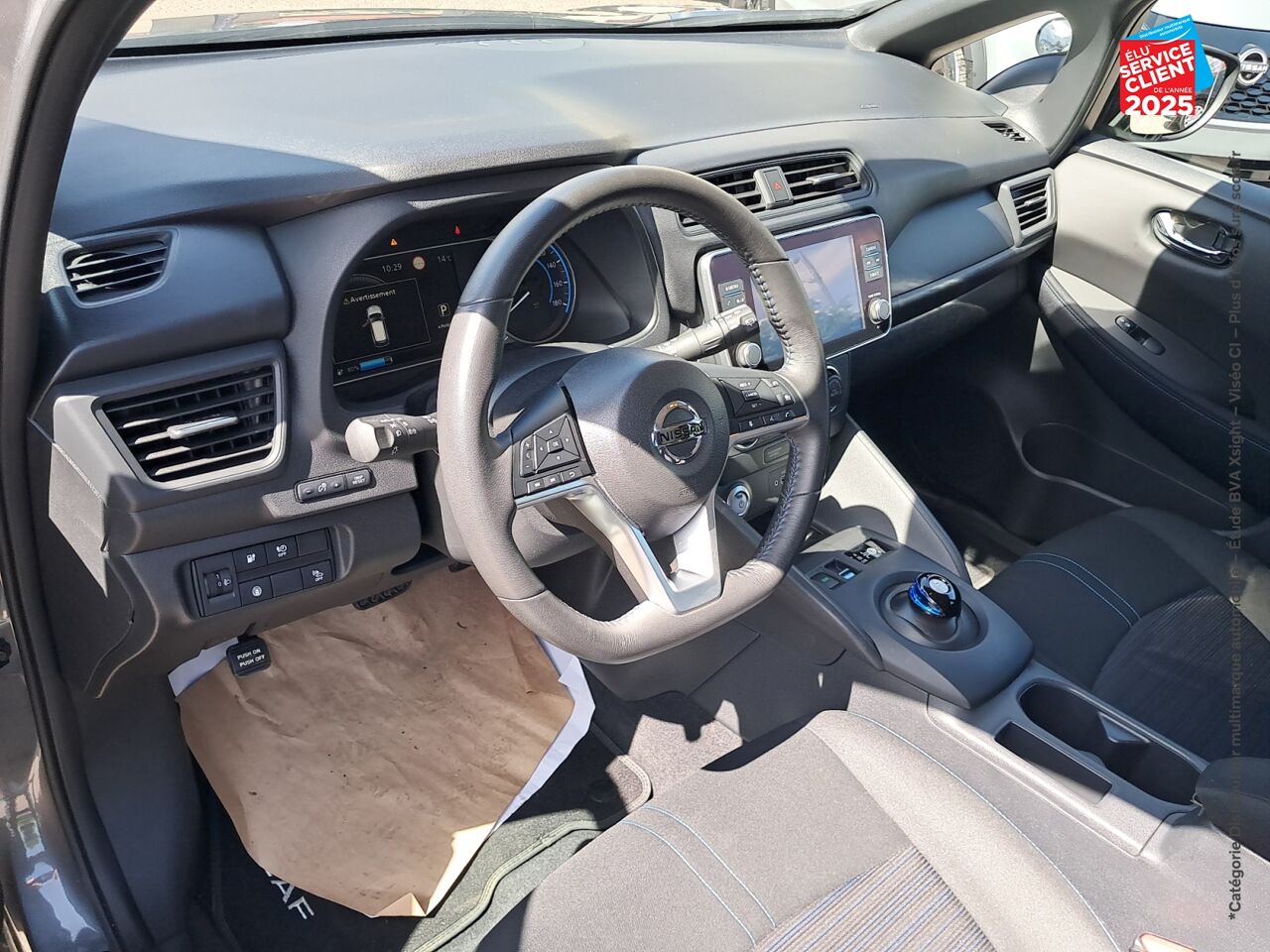Véhicule d'occasion NISSAN LEAF 150CH 40KWH ACENTA 21.5 chez Hyundai Epernay