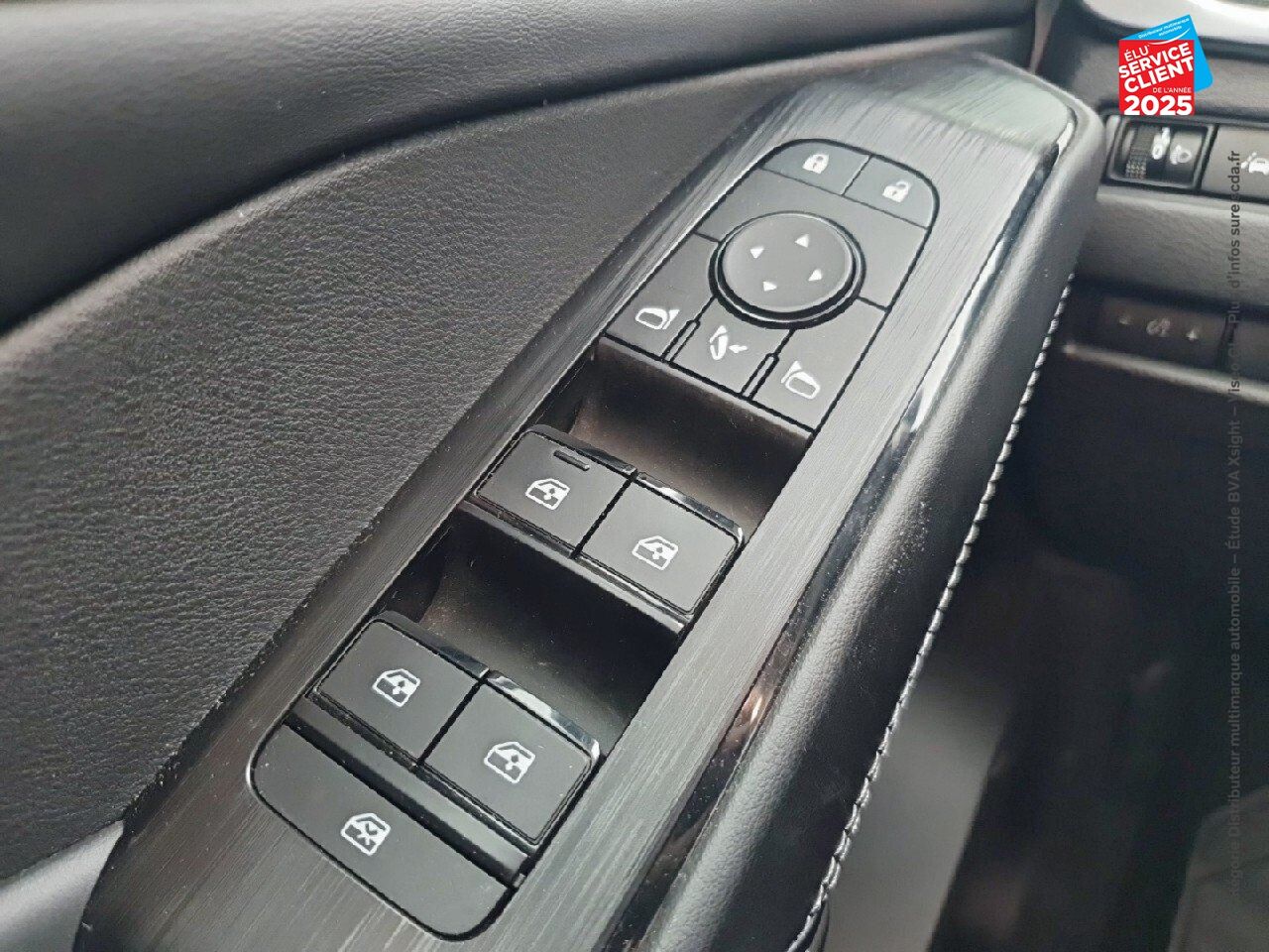 Véhicule d'occasion NISSAN QASHQAI 1.3 MILD HYBRID 140CH N-CONNECTA 2022 TPANO CAMERA GPS chez Nissan Belfort
