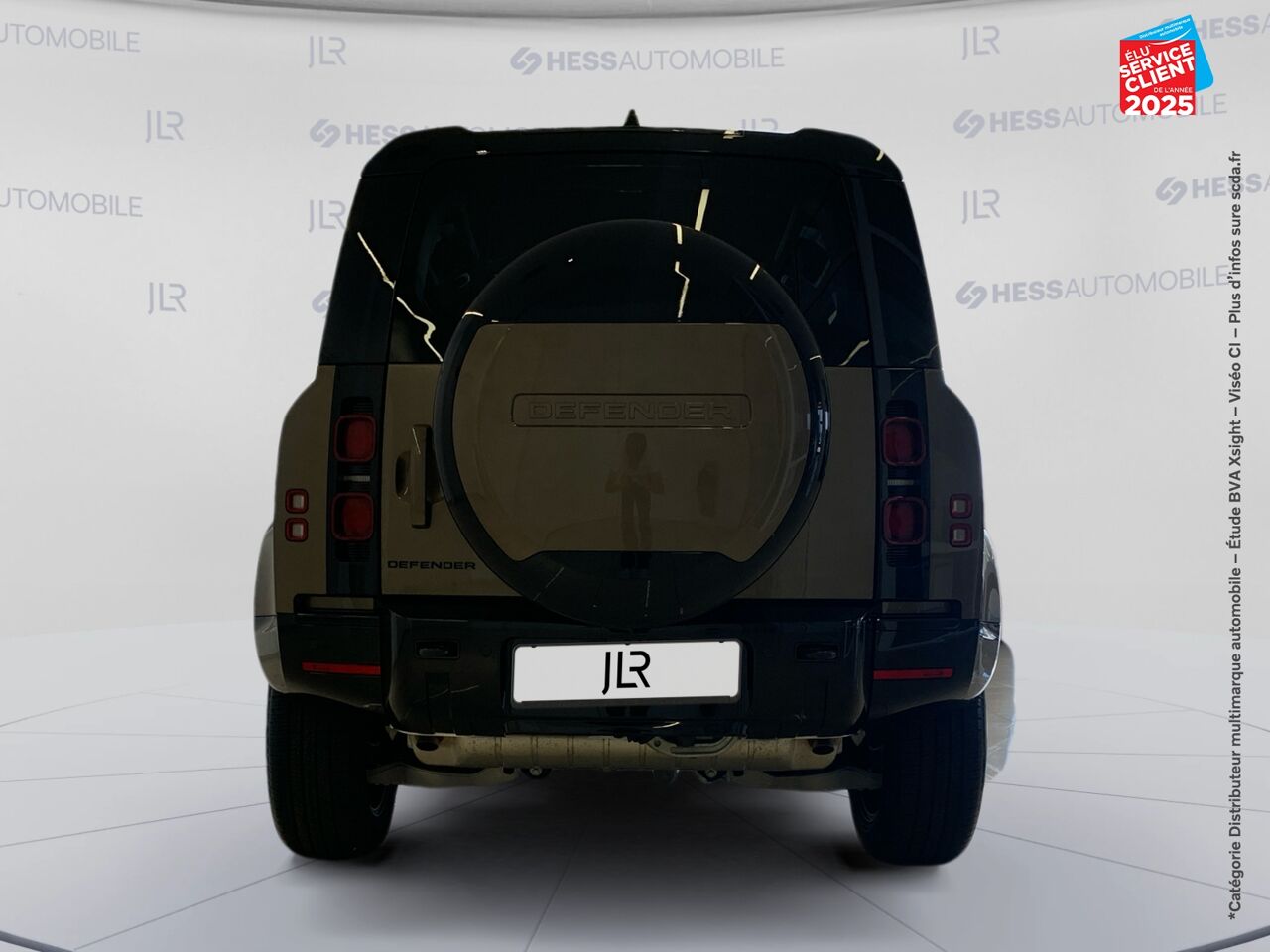 Véhicule neuf LAND-ROVER DEFENDER 110 2.0 P300E X-DYNAMIC SE chez Land Rover Metz