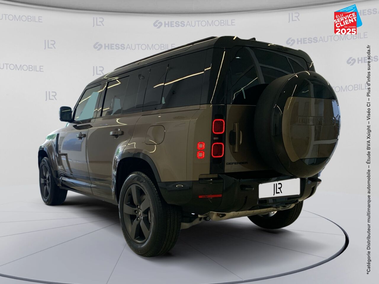 Véhicule neuf LAND-ROVER DEFENDER 110 2.0 P300E X-DYNAMIC SE chez Land Rover Metz