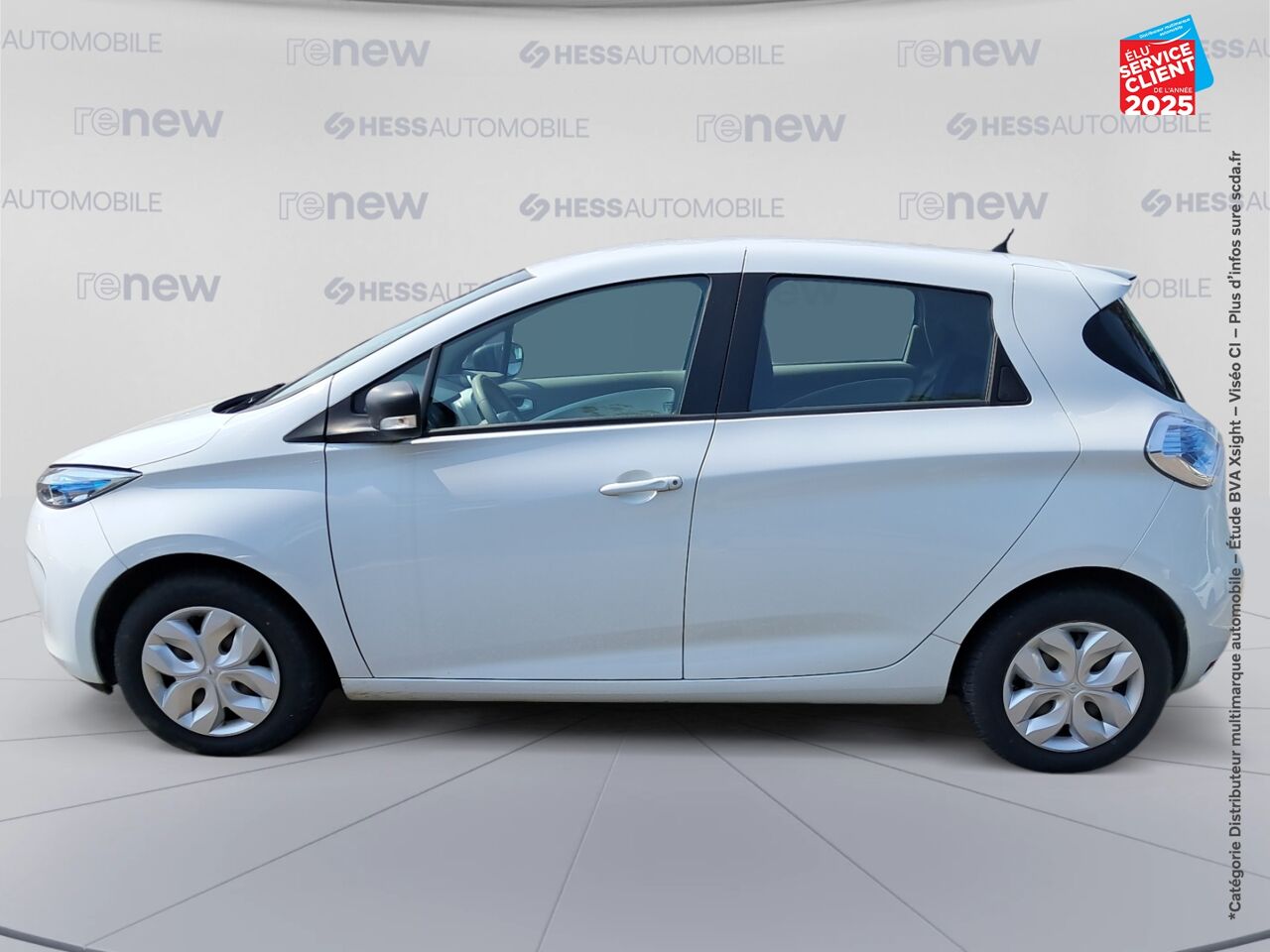 Véhicule d'occasion RENAULT ZOE LIFE CHARGE NORMALE R90 MY19 chez HESS Automobile