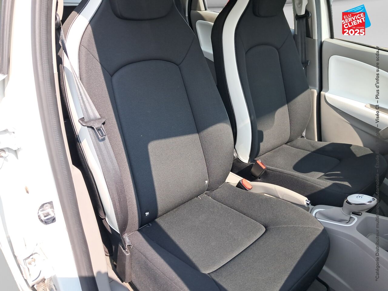 Véhicule d'occasion RENAULT ZOE LIFE CHARGE NORMALE R90 MY19 chez HESS Automobile