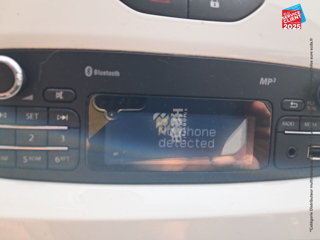 Véhicule d'occasion RENAULT ZOE LIFE CHARGE NORMALE R90 MY19 chez HESS Automobile