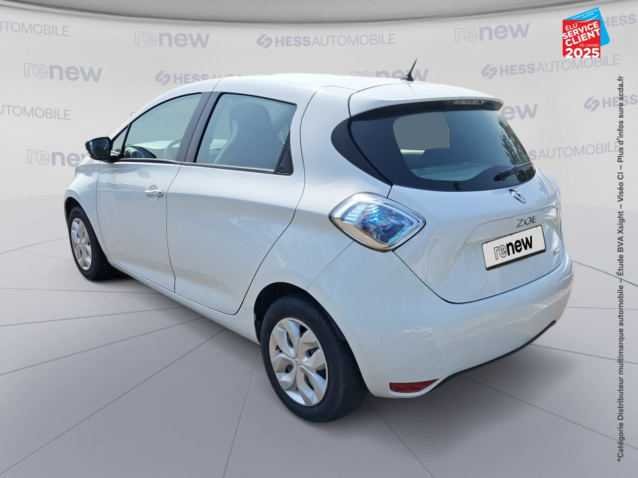 Véhicule d'occasion RENAULT ZOE LIFE CHARGE NORMALE R90 MY19 chez HESS Automobile