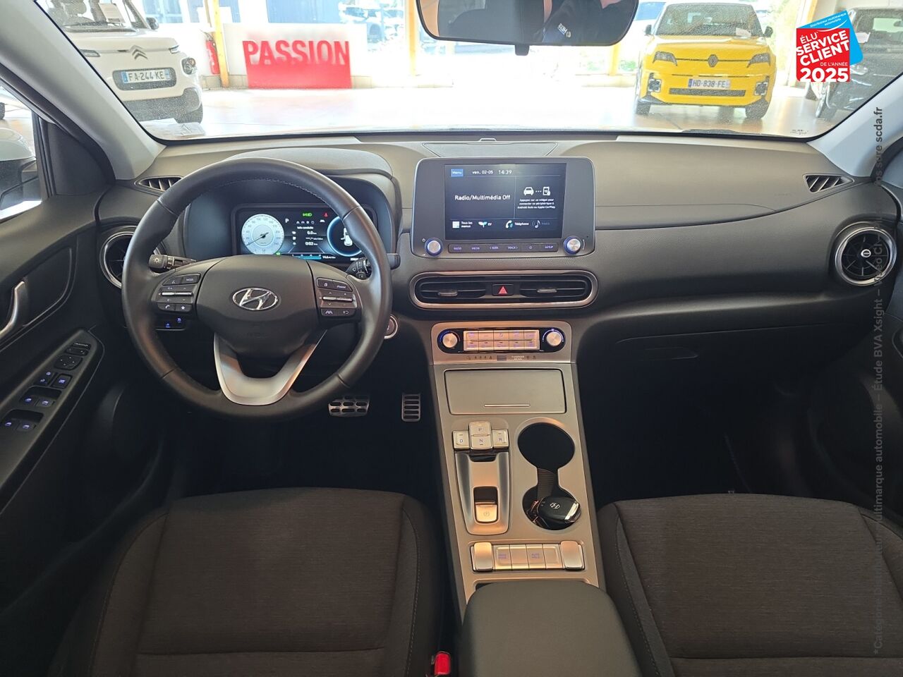 Véhicule d'occasion HYUNDAI KONA ELECTRIC 64KWH - 204CH INTUITIVE chez Renault Sélestat
