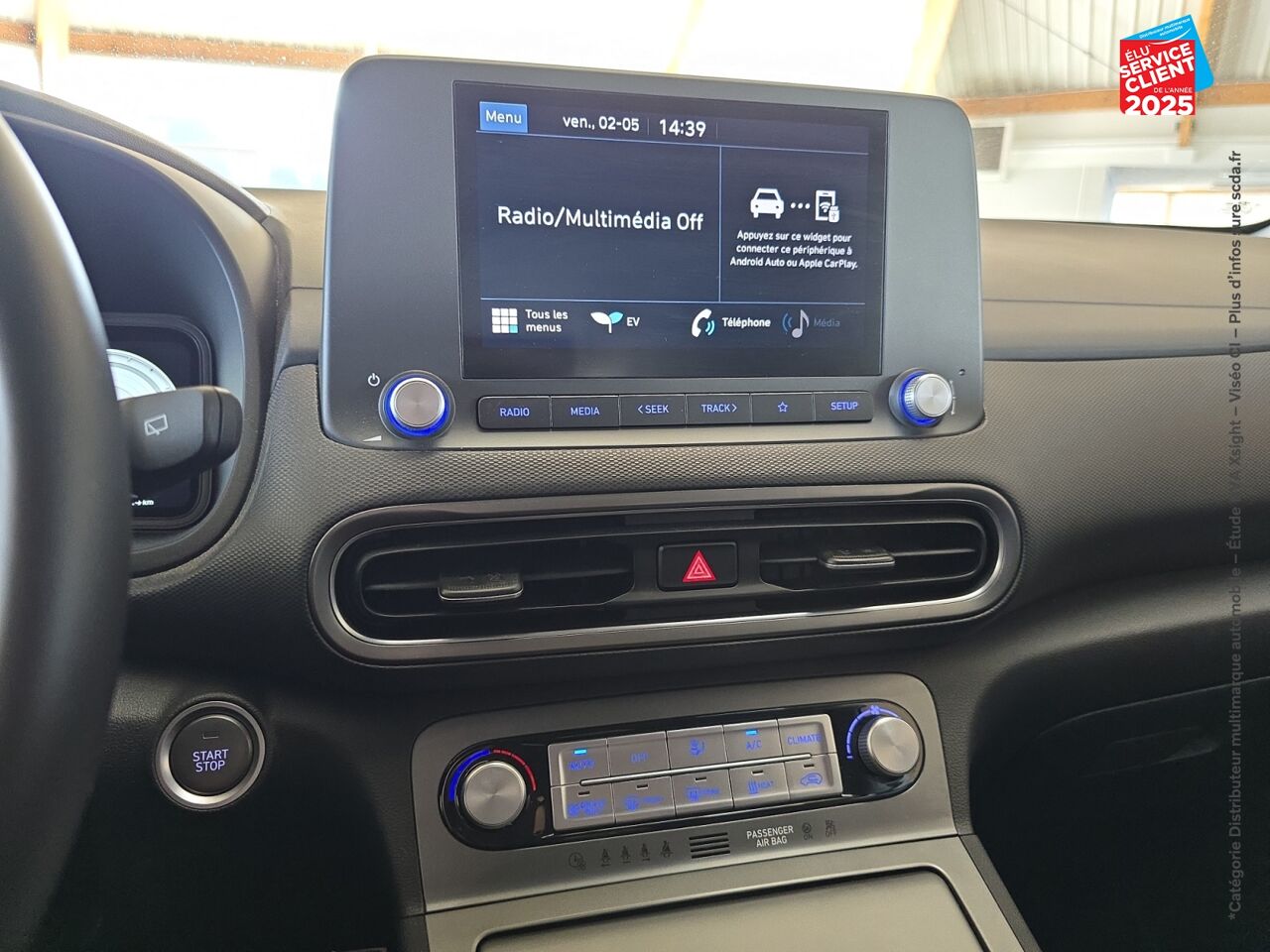 Véhicule d'occasion HYUNDAI KONA ELECTRIC 64KWH - 204CH INTUITIVE chez Renault Sélestat