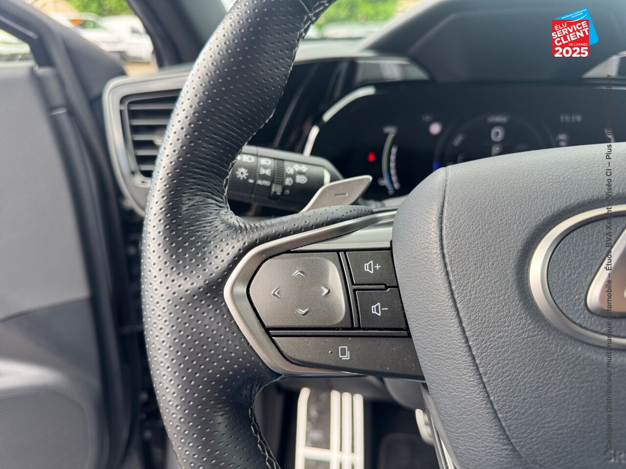 Véhicule d'occasion LEXUS NX 450H+ F SPORT EXECUTIVE 4WD TOUVRANT SIEGES CHAUF/VENTIL/CUIR VOLANT CHAUF GPS CAMERA chez Lexus Strasbourg