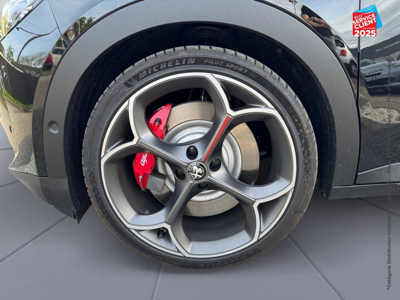 Véhicule neuf ALFA ROMEO JUNIOR ELETTRICA 280CH VELOCE chez Fiat Mulhouse