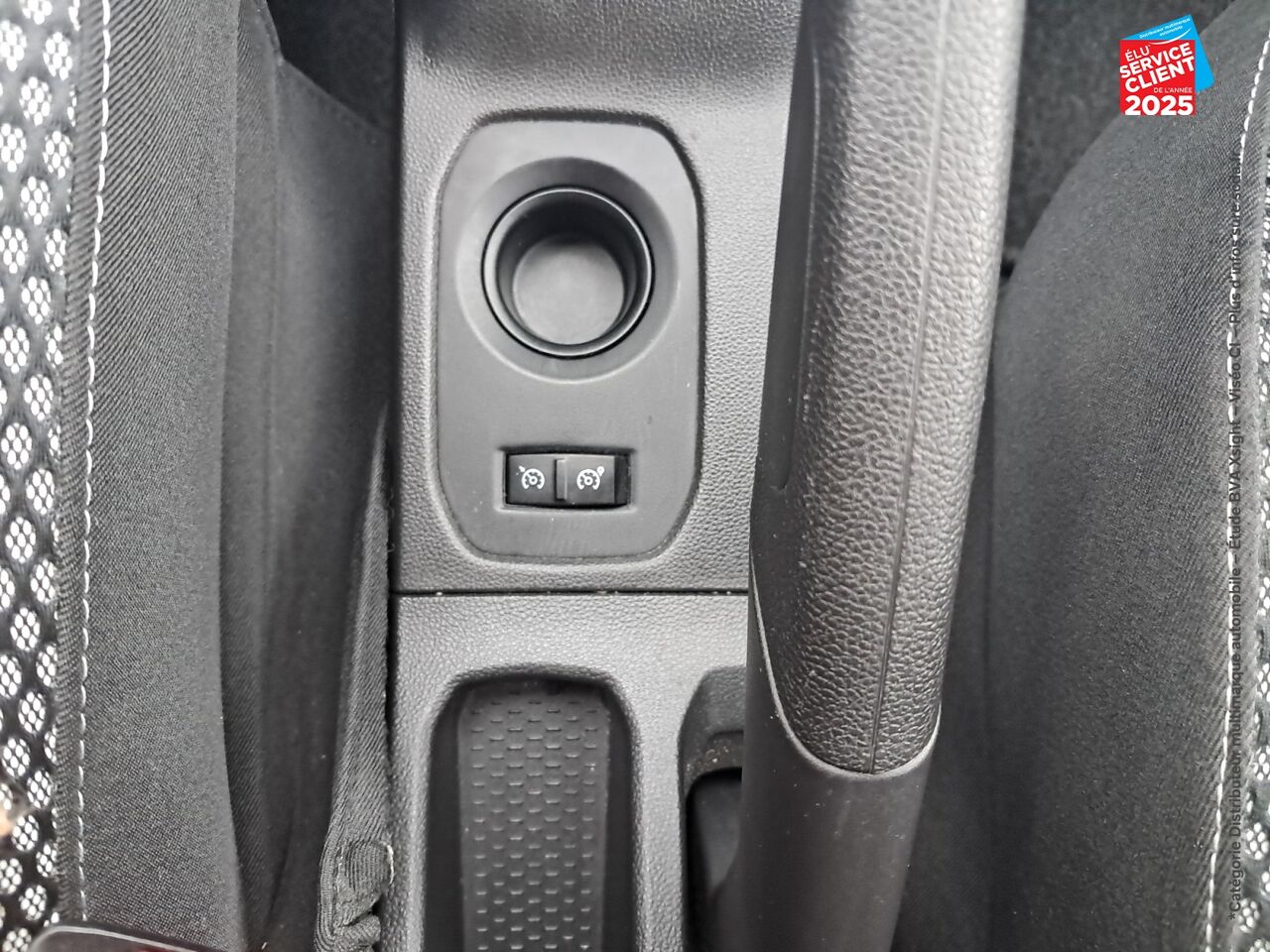 Véhicule d'occasion DACIA DUSTER 1.0 ECO-G 100CH PRESTIGE 4X2 - 20 GPS CAMERA chez Nissan Strasbourg
