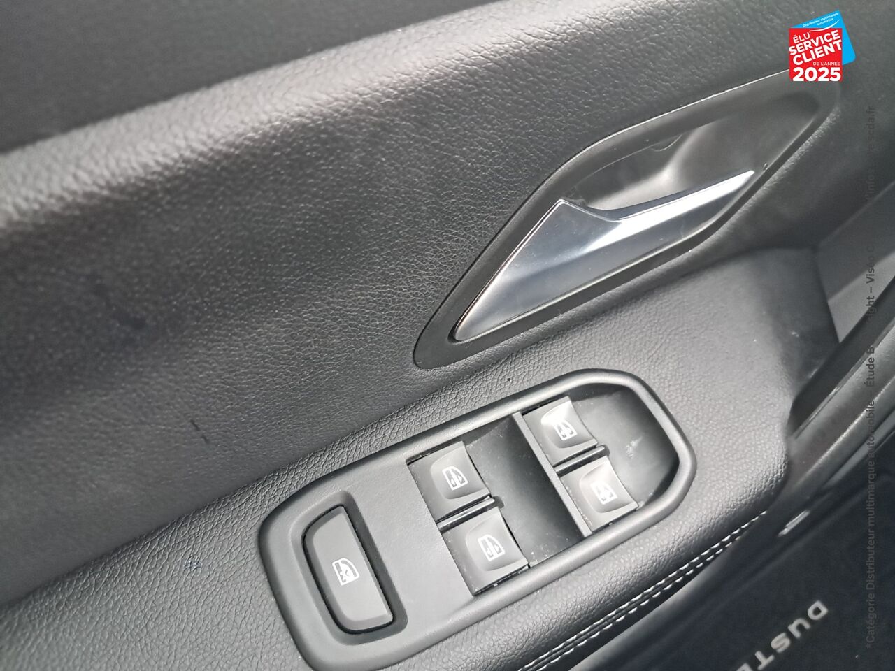 Véhicule d'occasion DACIA DUSTER 1.0 ECO-G 100CH PRESTIGE 4X2 - 20 GPS CAMERA chez Nissan Strasbourg