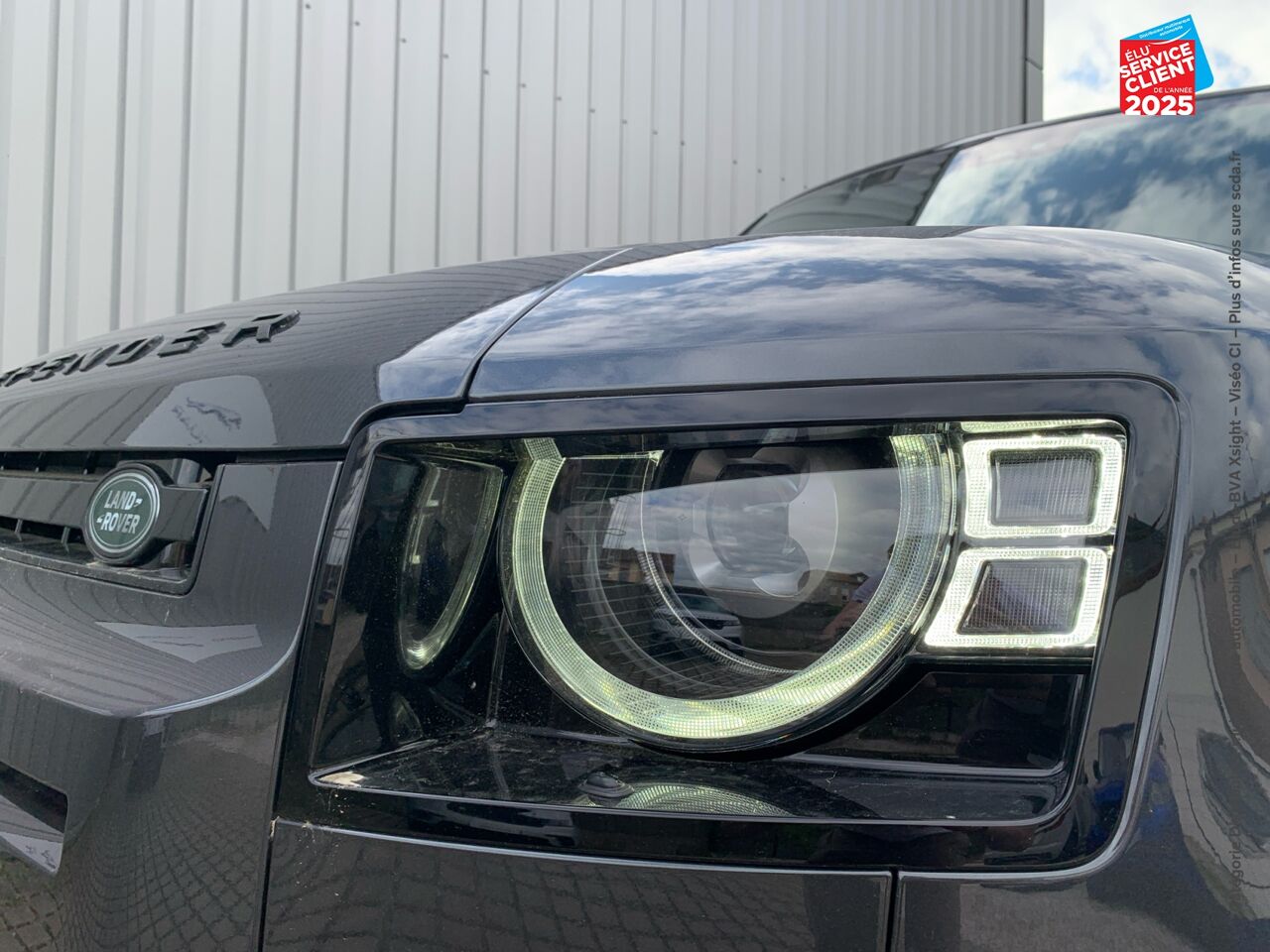 Véhicule d'occasion LAND-ROVER DEFENDER 90 3.0 D250 HARD TOP X-DYNAMIC SE chez Dacia Belfort