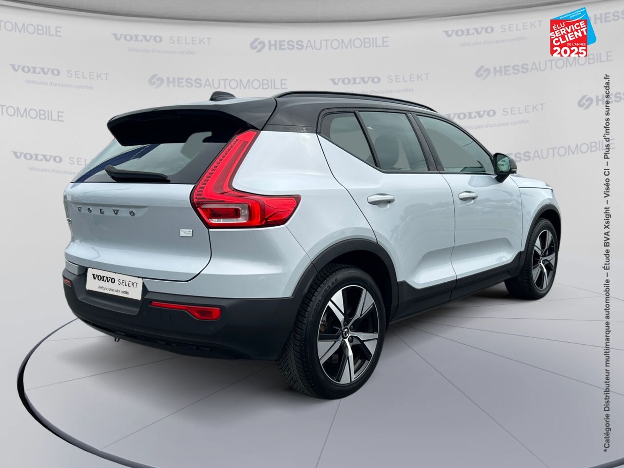 Véhicule d'occasion VOLVO XC40 RECHARGE TWIN AWD 408CH PLUS EDT SIEGE CHAUF VOLANT CHAUF CAMERA GPS chez Volvo Metz
