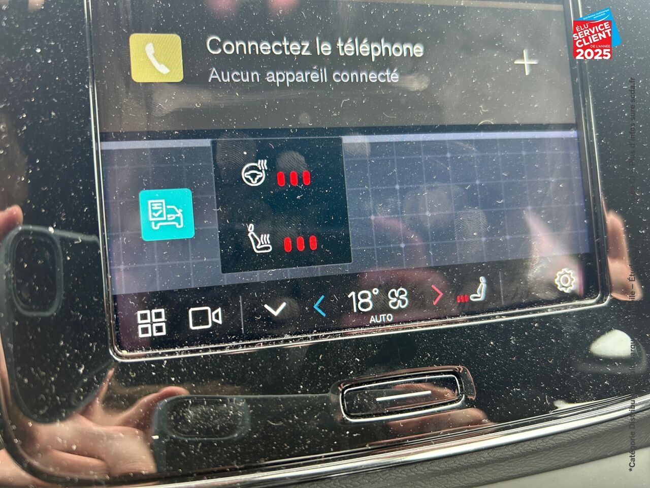 Véhicule d'occasion VOLVO XC40 RECHARGE TWIN AWD 408CH PLUS EDT SIEGE CHAUF VOLANT CHAUF CAMERA GPS chez Volvo Metz