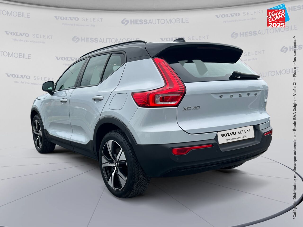 Véhicule d'occasion VOLVO XC40 RECHARGE TWIN AWD 408CH PLUS EDT SIEGE CHAUF VOLANT CHAUF CAMERA GPS chez Volvo Metz