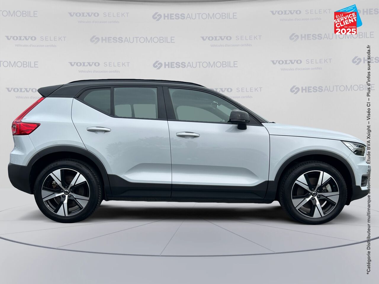 Véhicule d'occasion VOLVO XC40 RECHARGE TWIN AWD 408CH PLUS EDT SIEGE CHAUF VOLANT CHAUF CAMERA GPS chez Volvo Metz