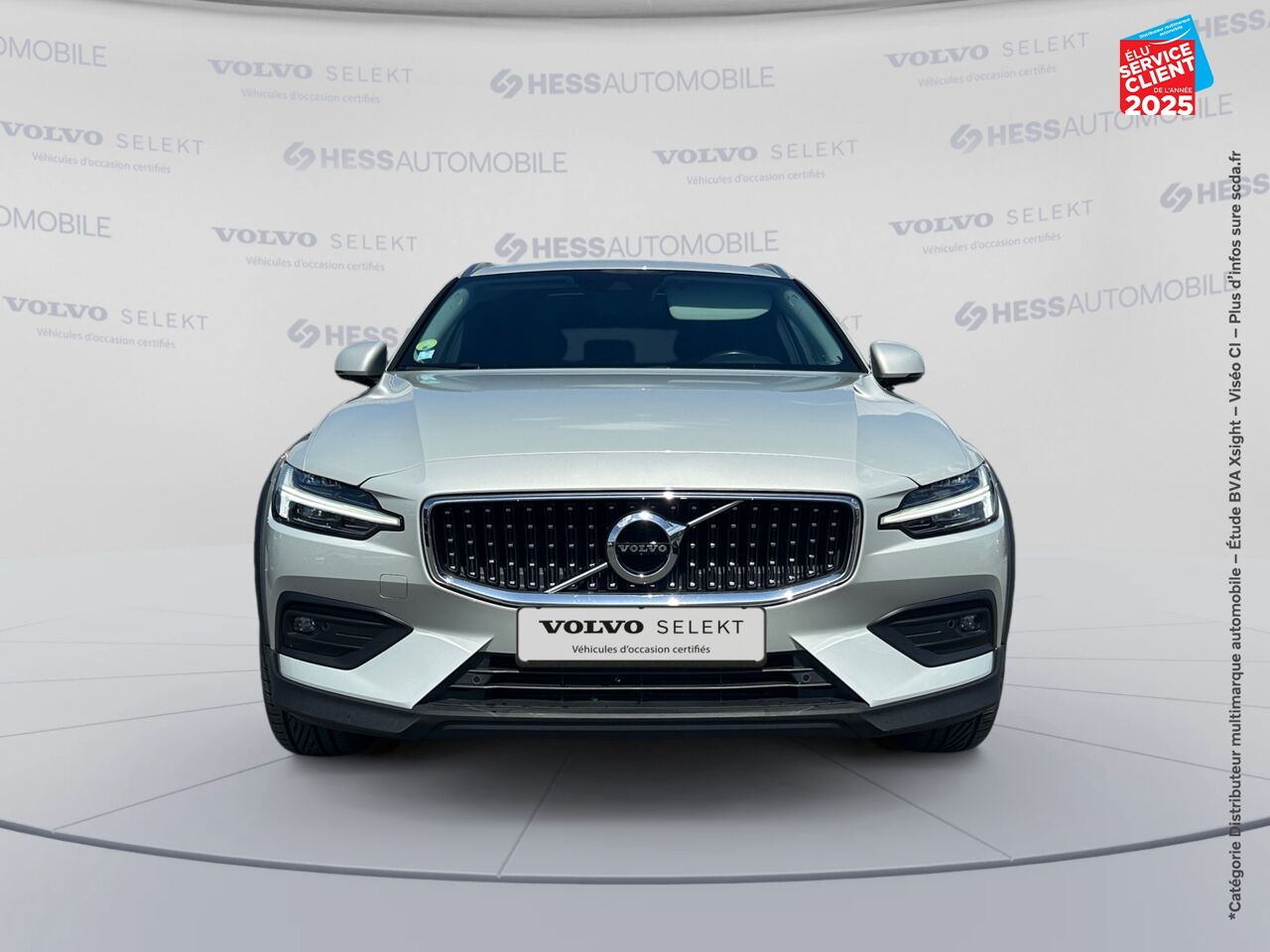 Véhicule d'occasion VOLVO V60 CROSS COUNTRY D4 AWD 190CH PRO GEARTRONIC chez BMW Belfort