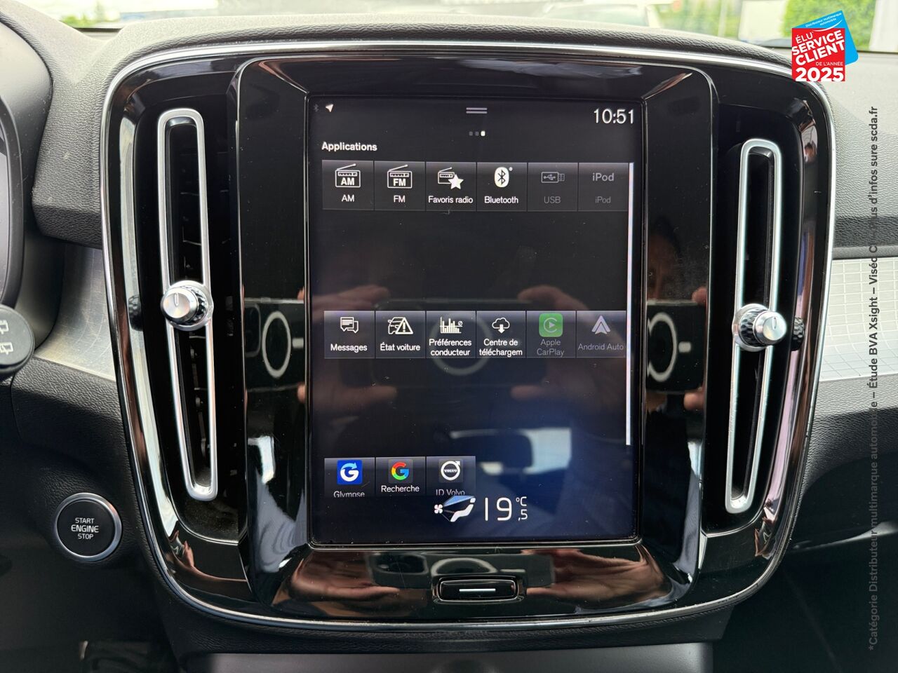 Véhicule d'occasion VOLVO XC40 D4 ADBLUE AWD 190CH MOMENTUM GEARTRONIC 8 GPS CAMERA chez Renault Saint-Louis