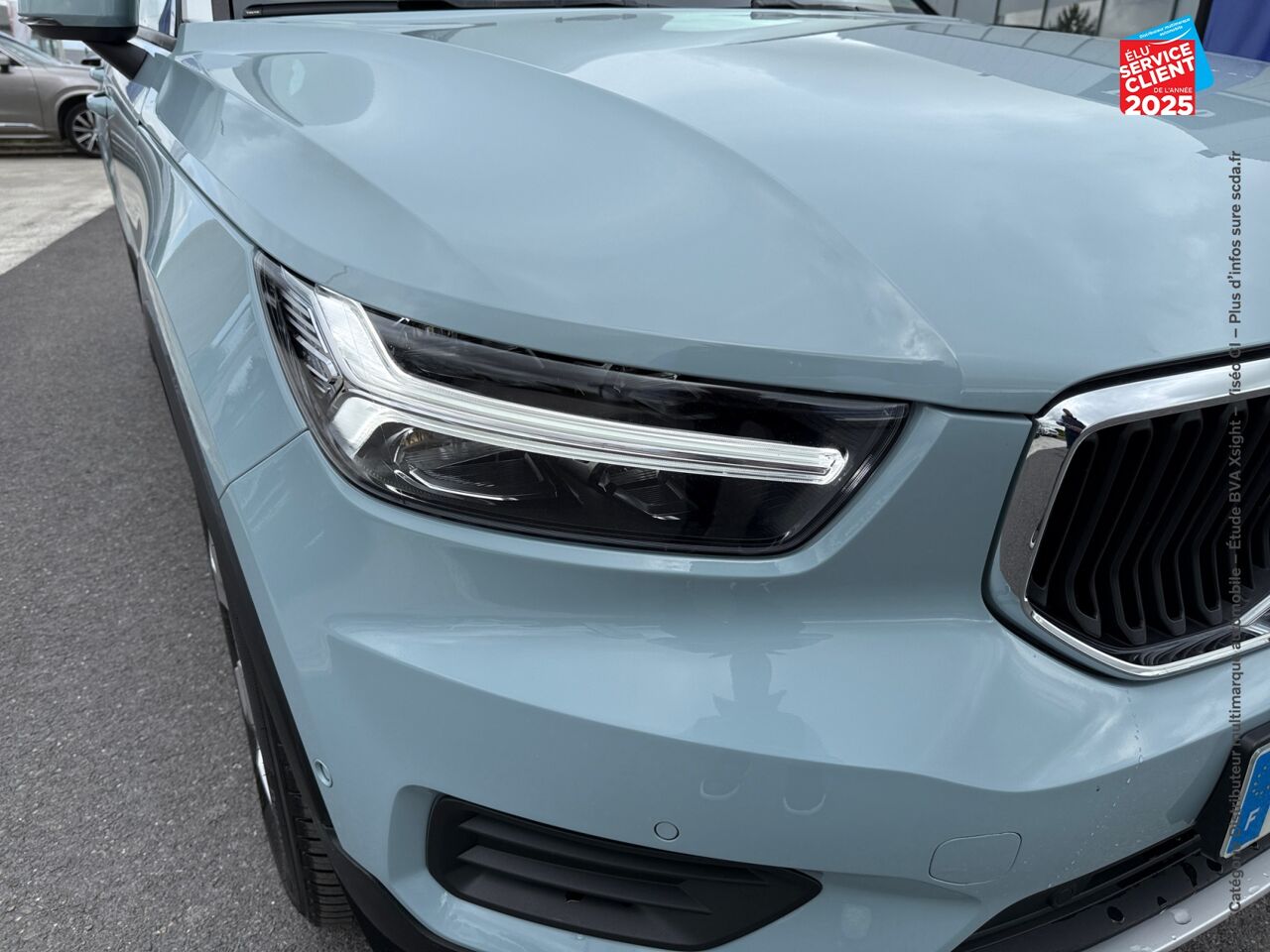 Véhicule d'occasion VOLVO XC40 D4 ADBLUE AWD 190CH MOMENTUM GEARTRONIC 8 GPS CAMERA chez Renault Saint-Louis