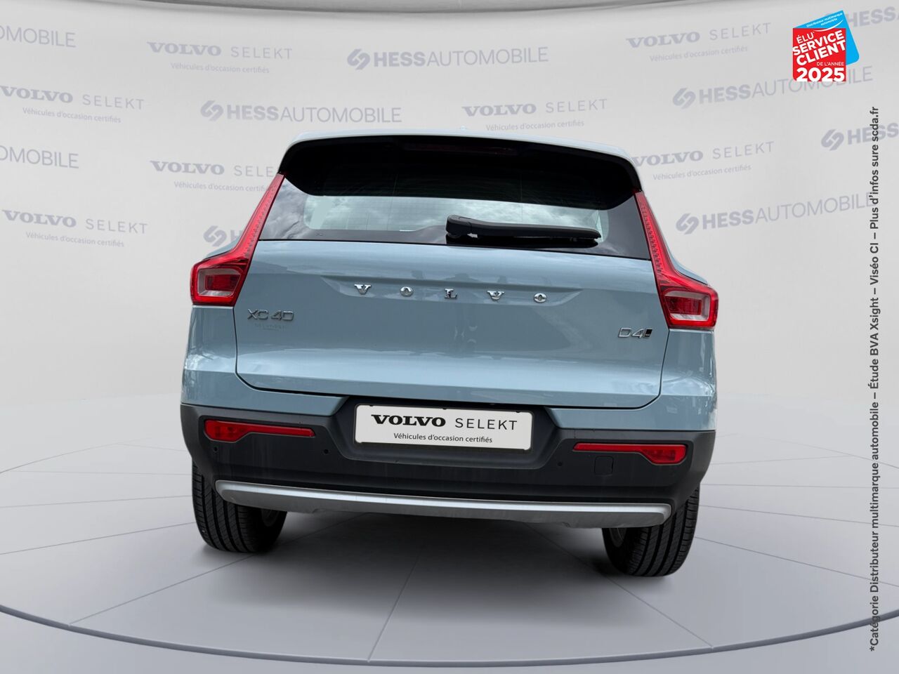 Véhicule d'occasion VOLVO XC40 D4 ADBLUE AWD 190CH MOMENTUM GEARTRONIC 8 GPS CAMERA chez Renault Saint-Louis