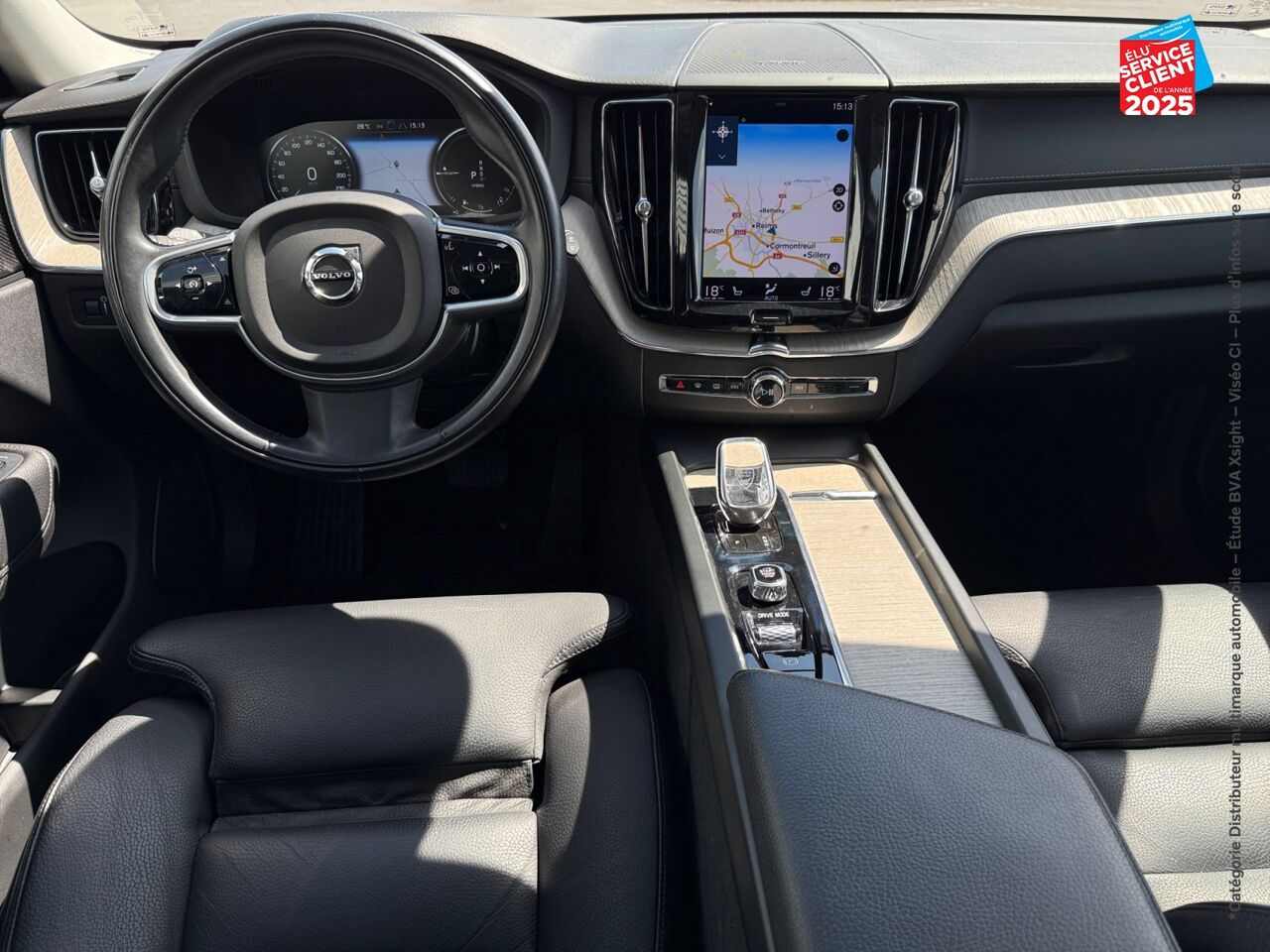 Véhicule d'occasion VOLVO XC60 T6 AWD 253 + 87CH INSCRIPTION LUXE GEARTRONIC chez Renault Saint-Louis